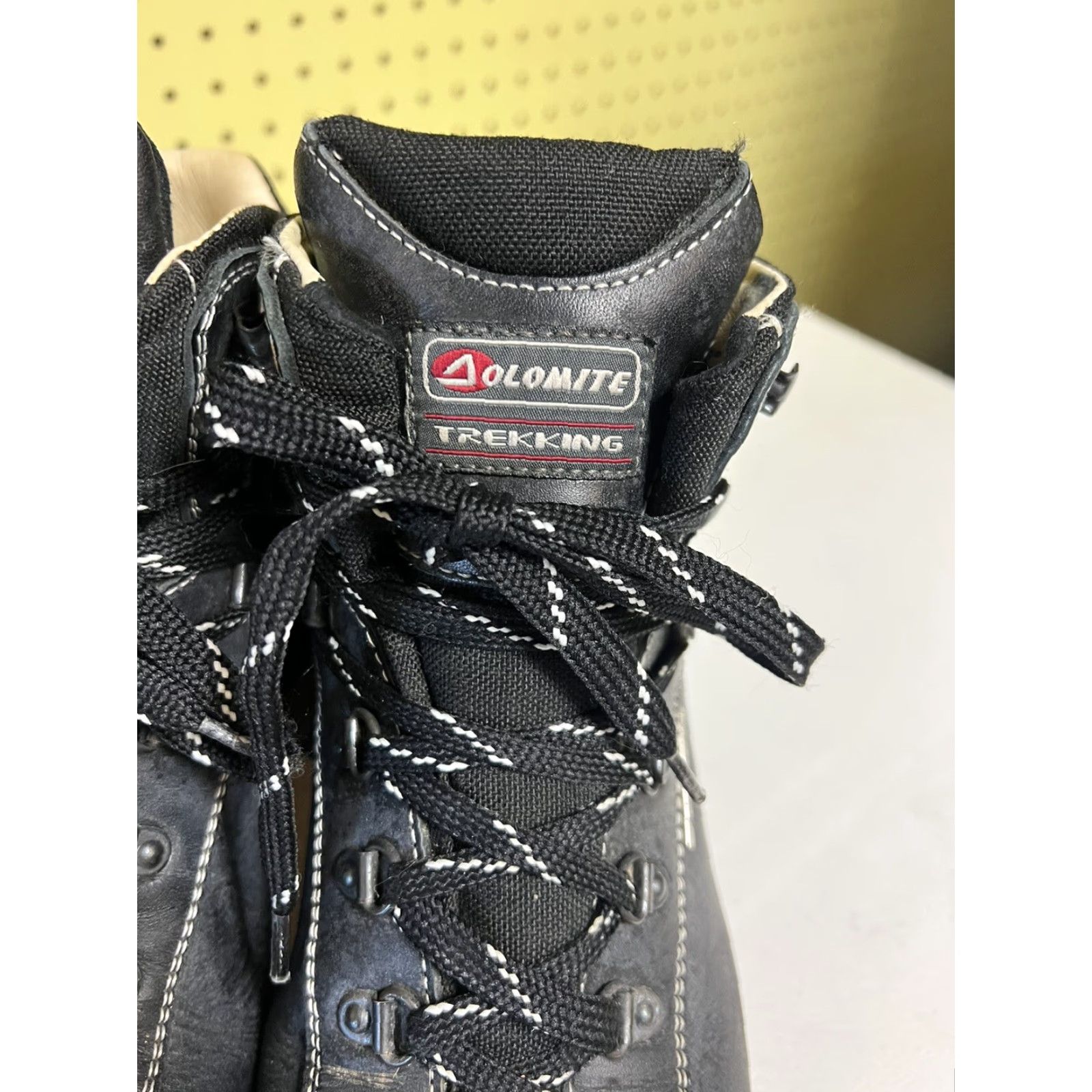 Vintage Dolomite Mens Sz 9 Womens Sz 10 Waterproof Trekking Hiking Boots Size US 8 / IT 38 - 4 Thumbnail