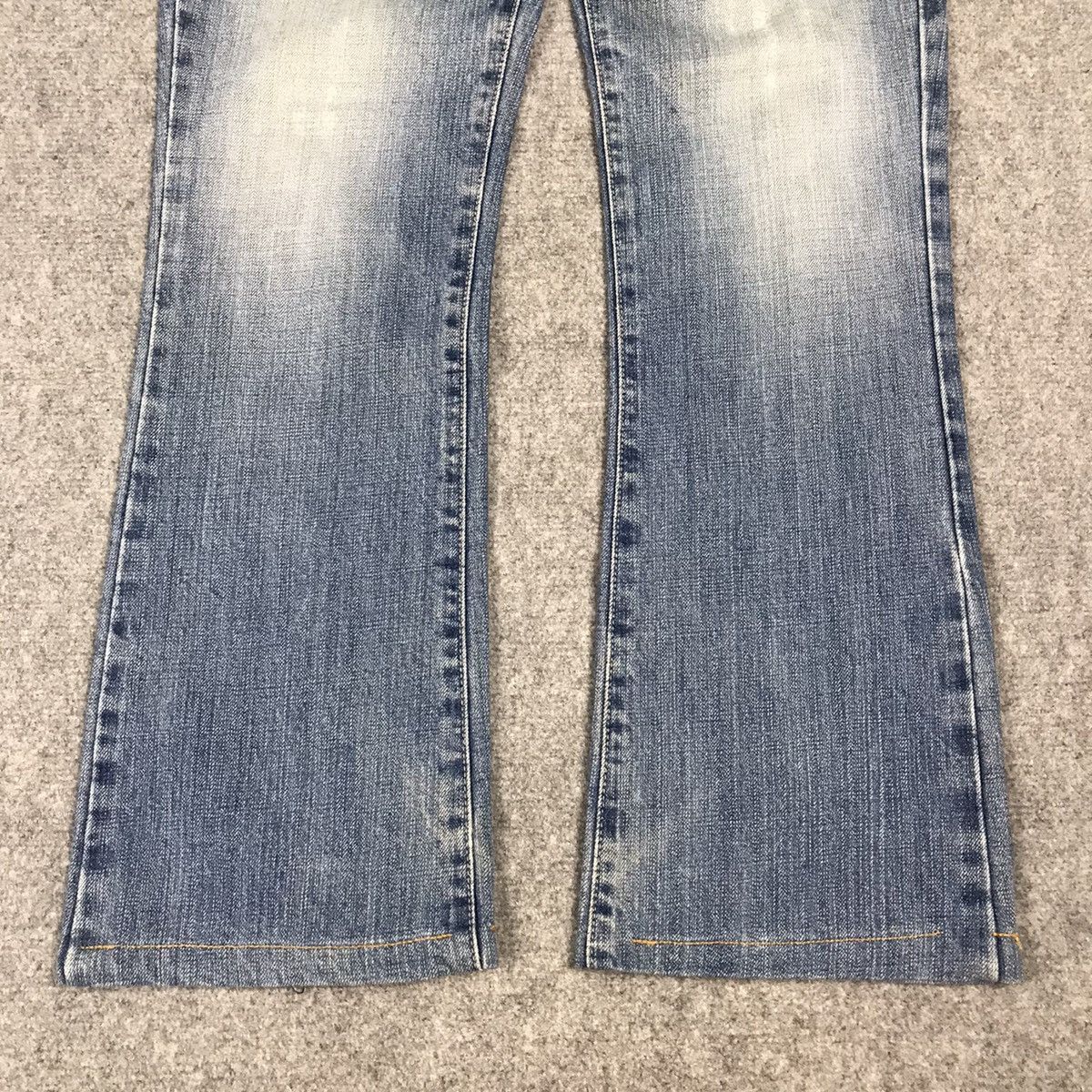 Japanese Brand × Spellbound SPELLBOUND LIGHT DENIM BOOTCUT JEANS PANTS Size US 28 / EU 44 - 3 Thumbnail