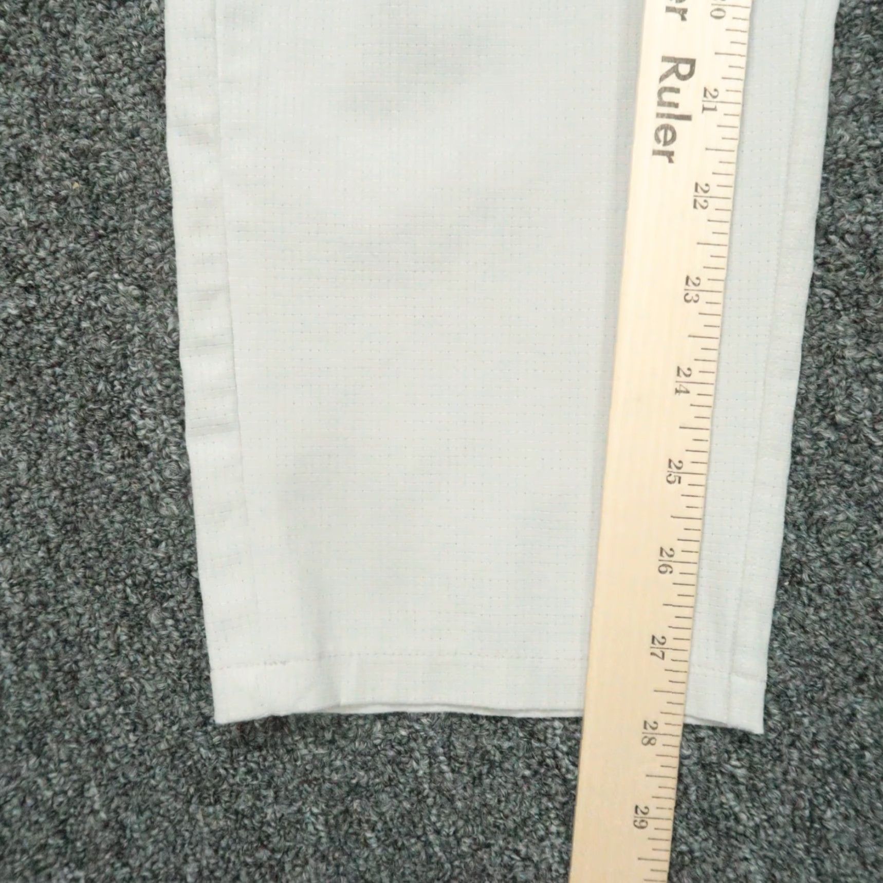 Lululemon Lululemon Pants Men 33x28 Gray Commission Slim Fit Ventlight Zip Pocket Shirt, Pants? Size US 33 - 7 Thumbnail