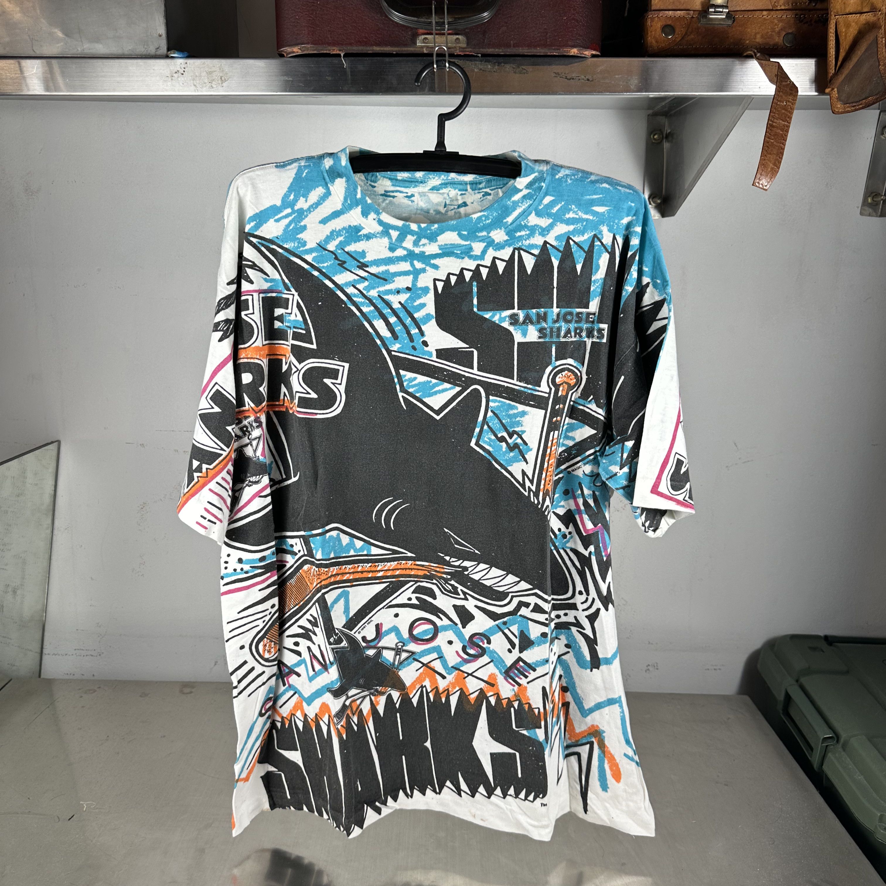 Vintage 1991 San Jose Sharks Hockey NHL AOP Single Stitch T-Shirt Size US L / EU 52-54 / 3 - 1 Thumbnail