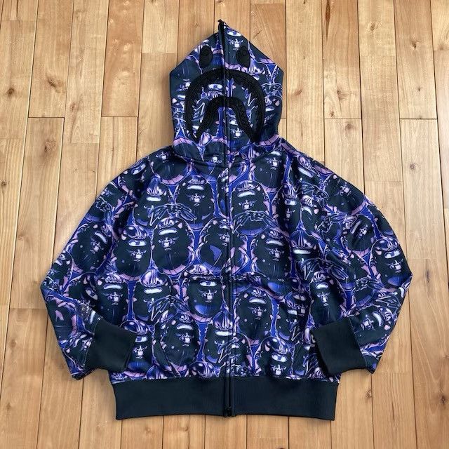 Bape BAPE APE HEAD GRAFFITI SHARK FULL ZIP HOODIE a bathing ape Size US M / EU 48-50 / 2 - 1 Thumbnail