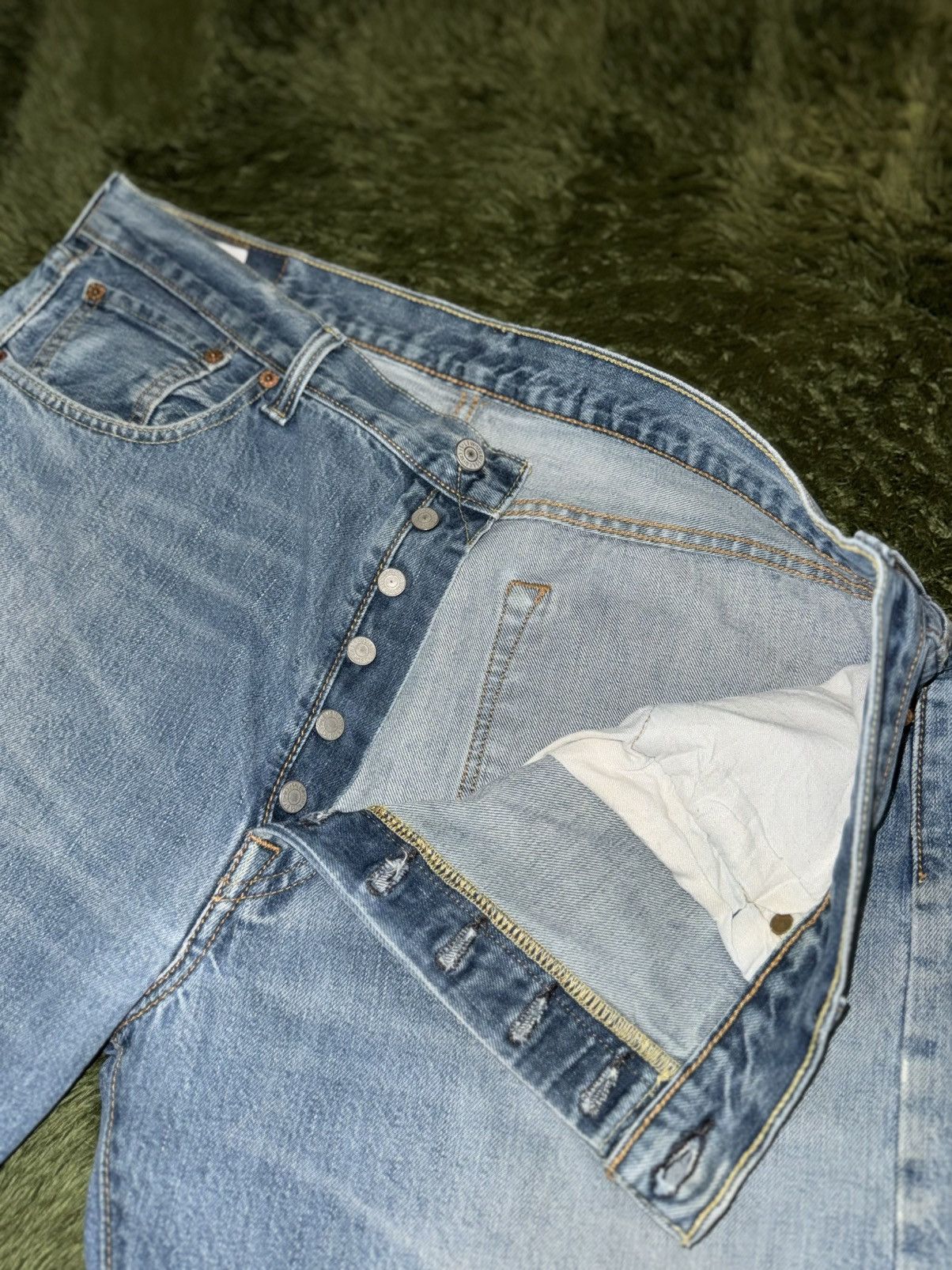 Levi's [W36/L32] Levi’s 501 Blank Tab Vintage Washed Denim Pants Size US 36 / EU 52 - 3 Thumbnail