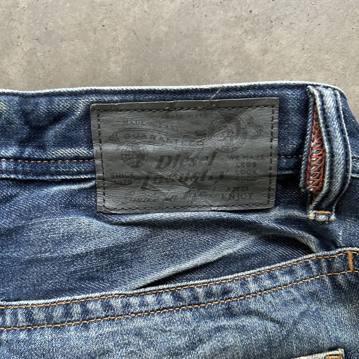 Japanese Brand W32 🔥 Vintage Diesel Sick Faded Distressed Denim Jean Pant Size US 32 / EU 48 - 17 Thumbnail