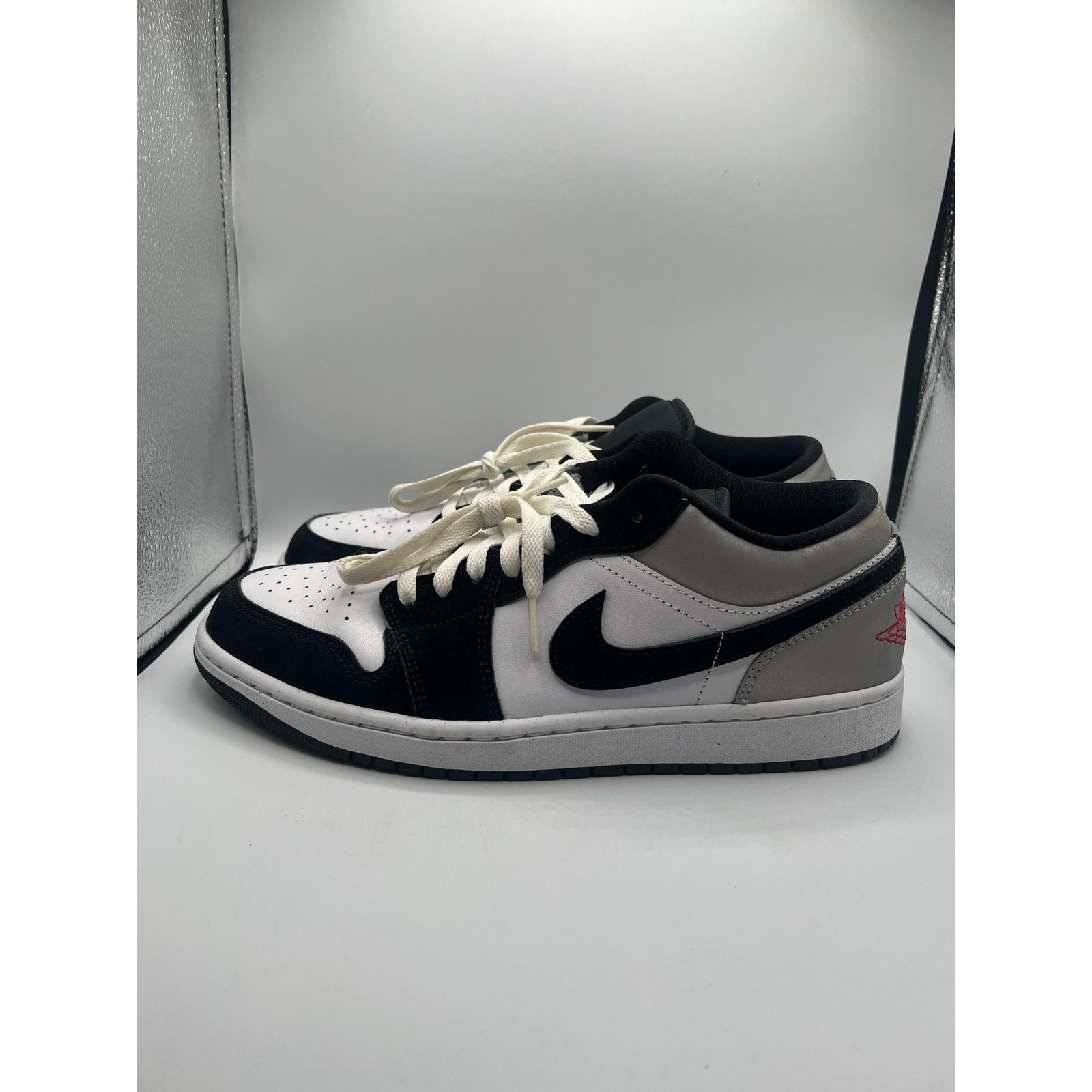 Jordan Brand Air Jordan 1 Low SE “White Black Matte Silver” size 10 men’s Size US 10 / EU 43 - 1 Thumbnail