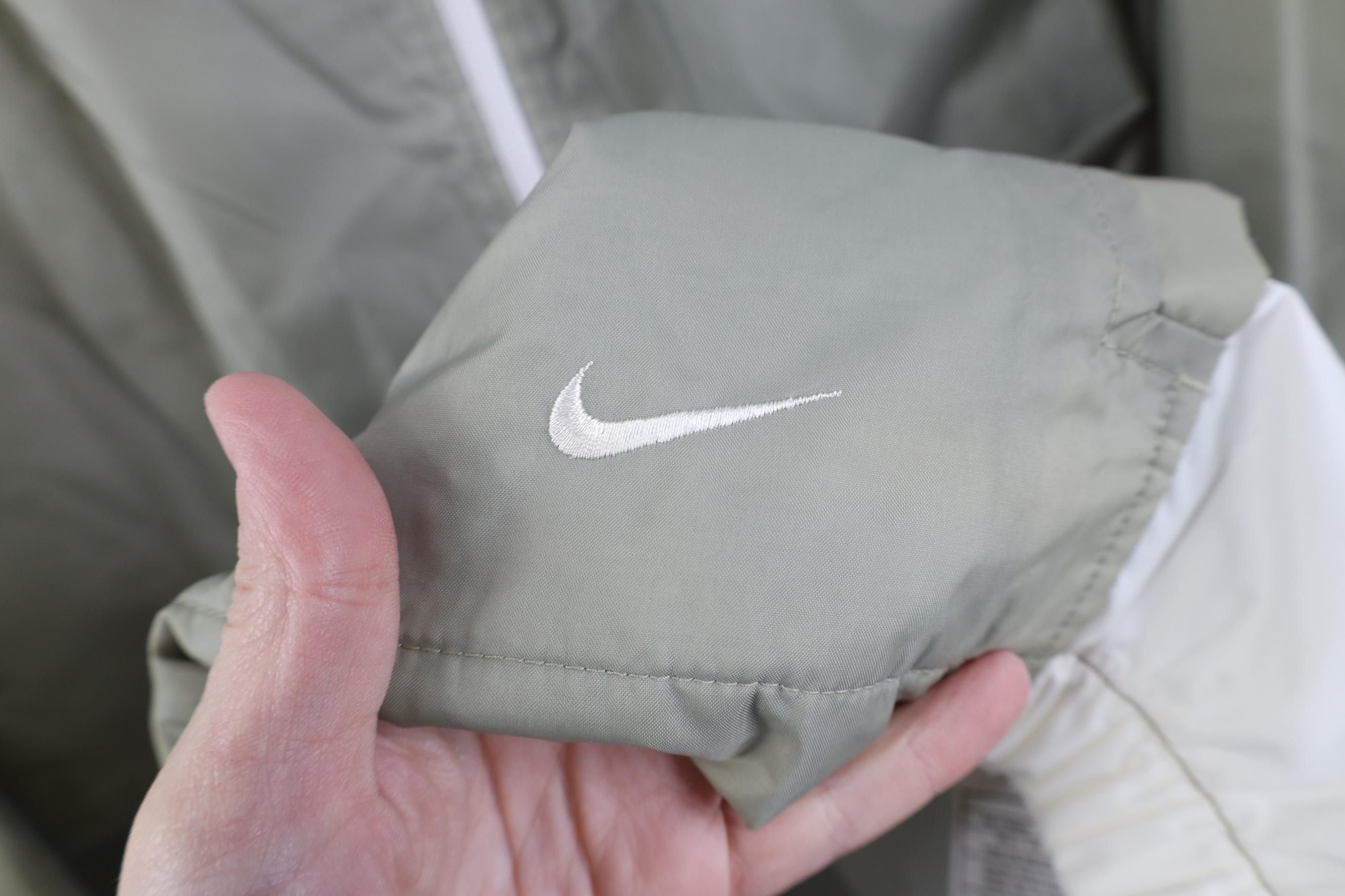 Nike Vintage Y2K Nike Mini Swoosh Sun Faded Windbreaker Jacket Size US XXL / EU 58 / 5 - 4 Thumbnail