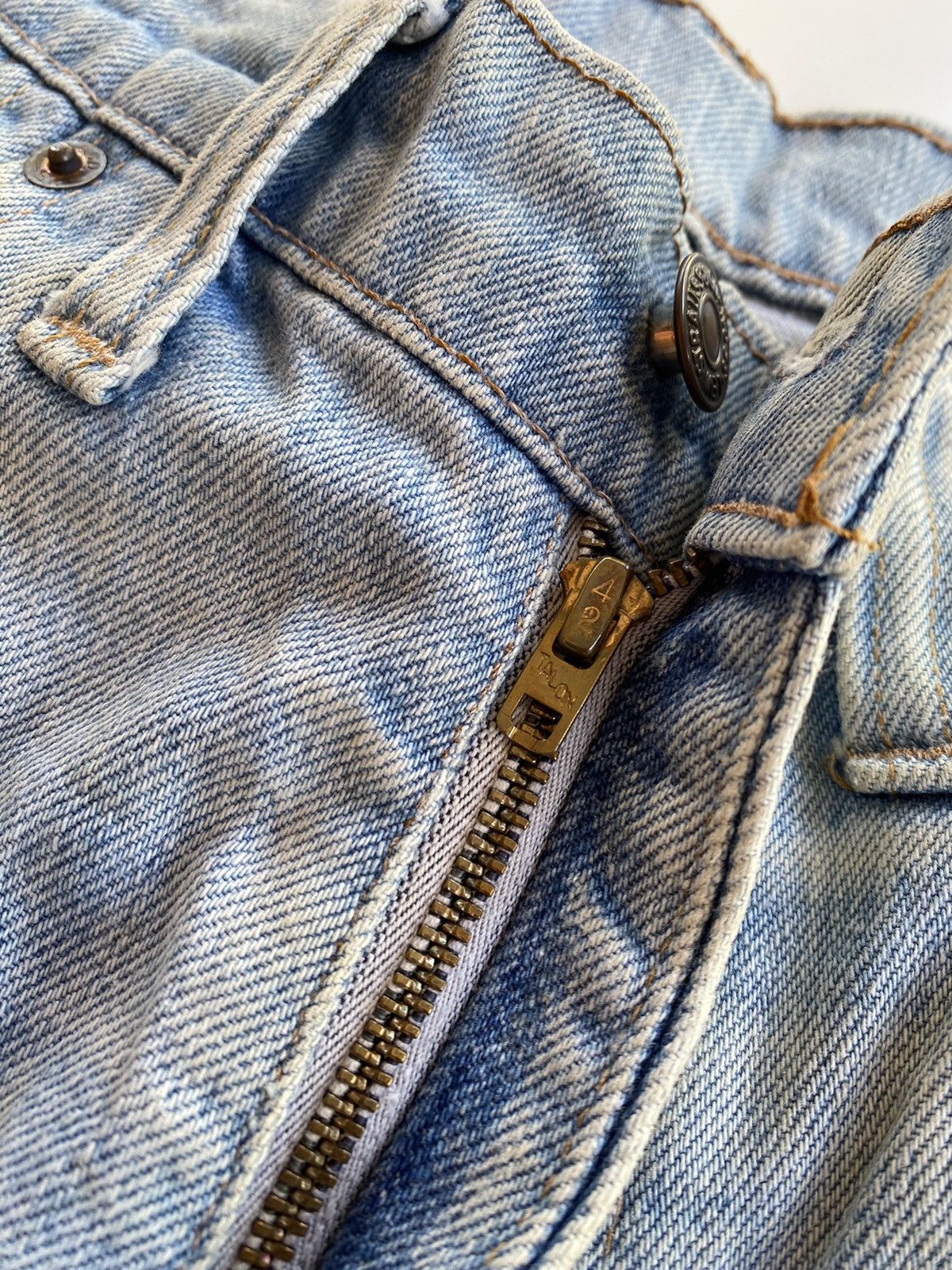 Levi's × Vintage Vintage Levis 501 Light Blue ( Zip Talon ) Size US 28 / EU 44 - 10 Thumbnail