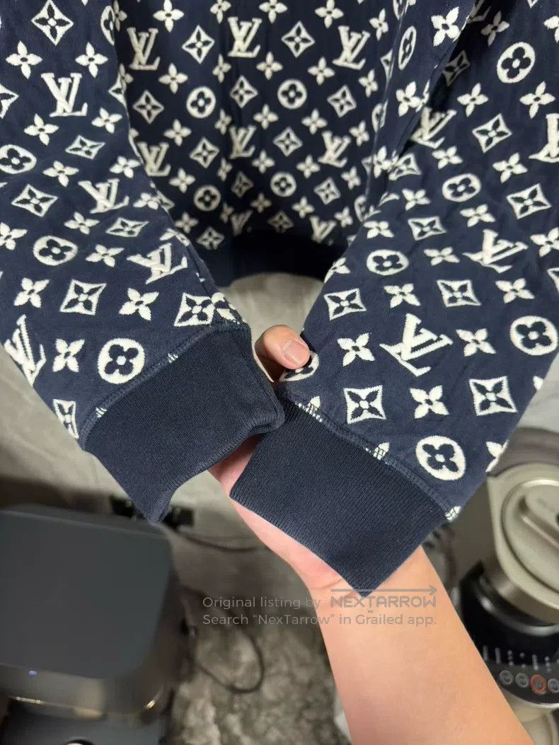 Louis Vuitton Louis Vuitton FULL MONOGRAM jacquard crewneck sweatshirt Size US XL / EU 56 / 4 - 4 Thumbnail