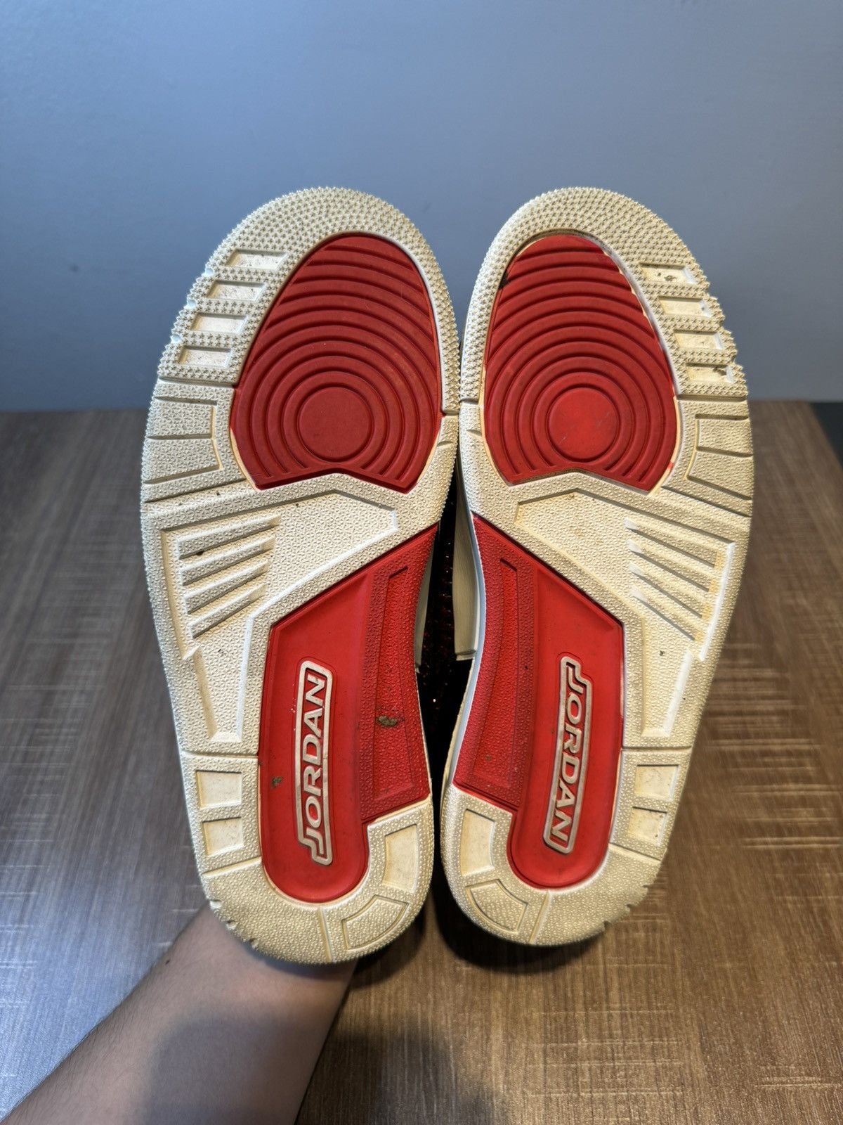 Jordan Brand Size 7 - Jordan 3 Retro x Anna Wintour AWOK 2018 shoes Size US 7 / IT 37 - 6 Thumbnail