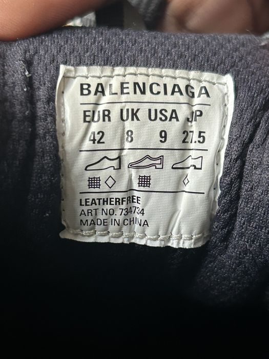 Balenciaga Balenciaga 3XL Black/White | Grailed