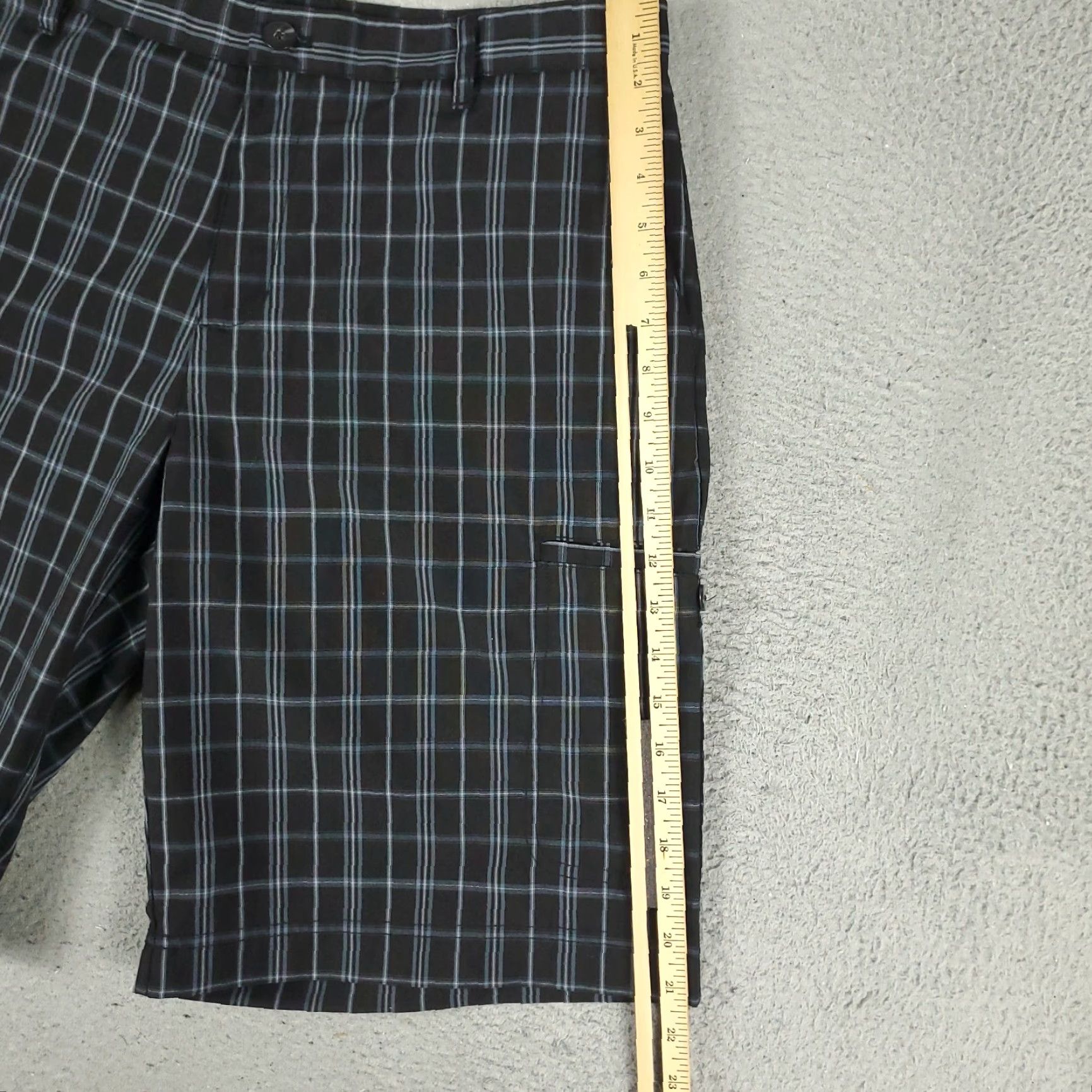 Adidas Adidas Shorts Mens 34 Black Plaid Chino Style Flat Front Casual Workwear Knit Pocket Logo Zip Front Size US 34 / EU 50 - 5 Thumbnail