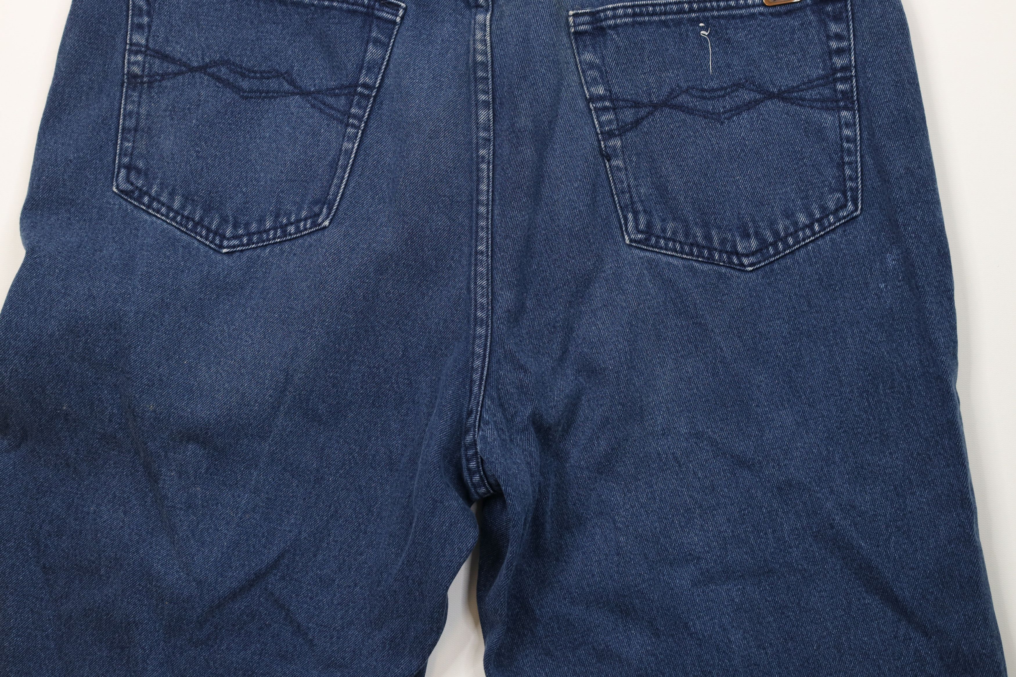 Vintage Vintage 90s Streetwear Fit Hip Hop Denim Jean Shorts Blue Size US 38 / EU 54 - 13 Thumbnail