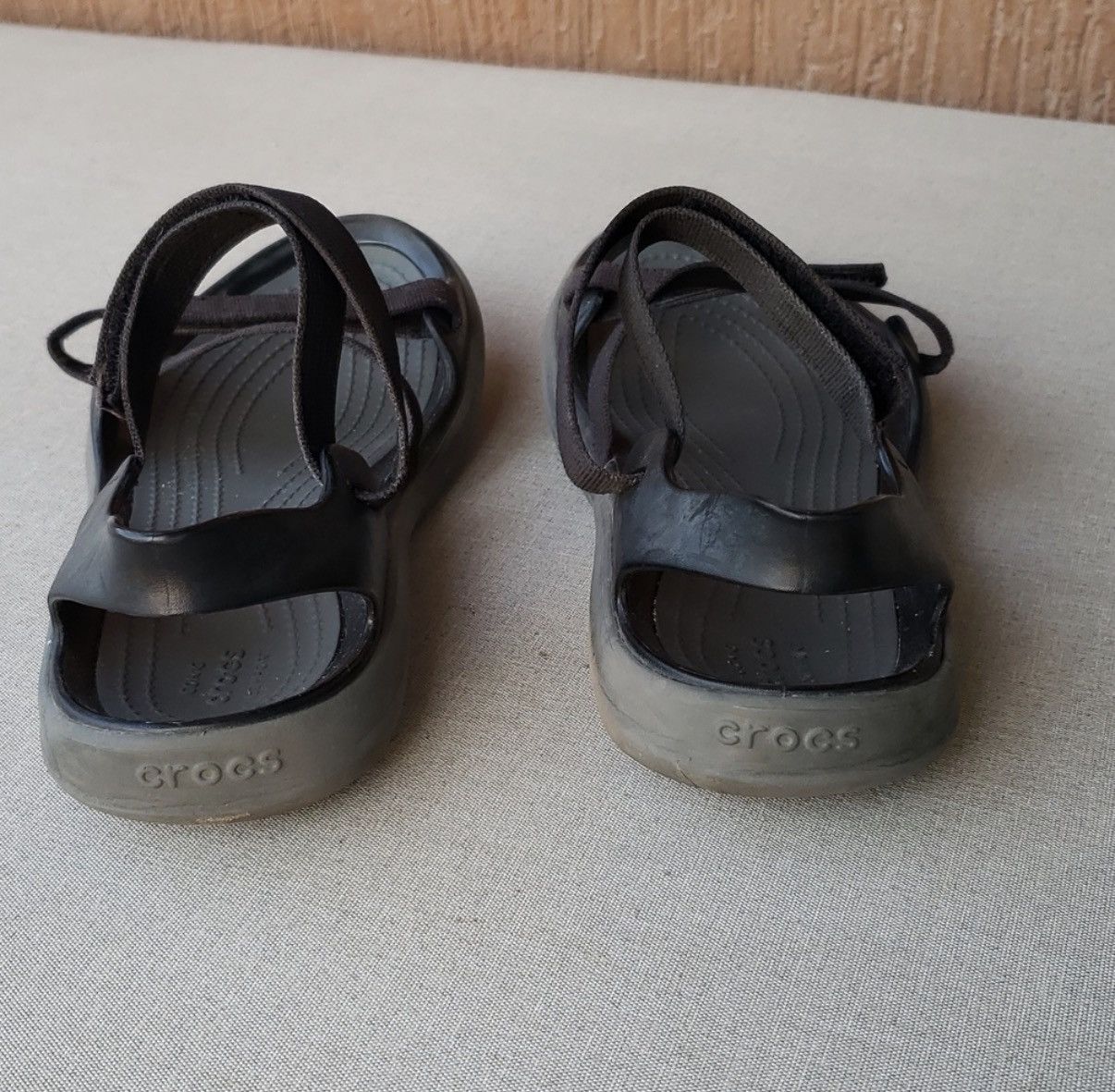 Crocs Croc Sandals, Size 8 Size US 8 / IT 38 - 8 Thumbnail