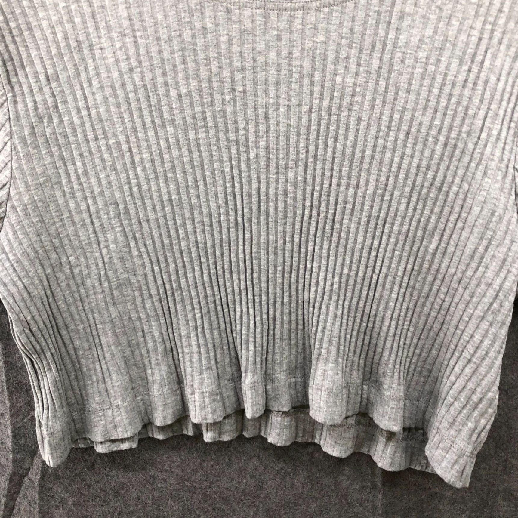 H&M H&M Women’s Cropped T-Shirt L Gray Ribbed Crewneck Short Sleeve Casual Knit Stretch Size L / US 10 / IT 46 - 4 Thumbnail
