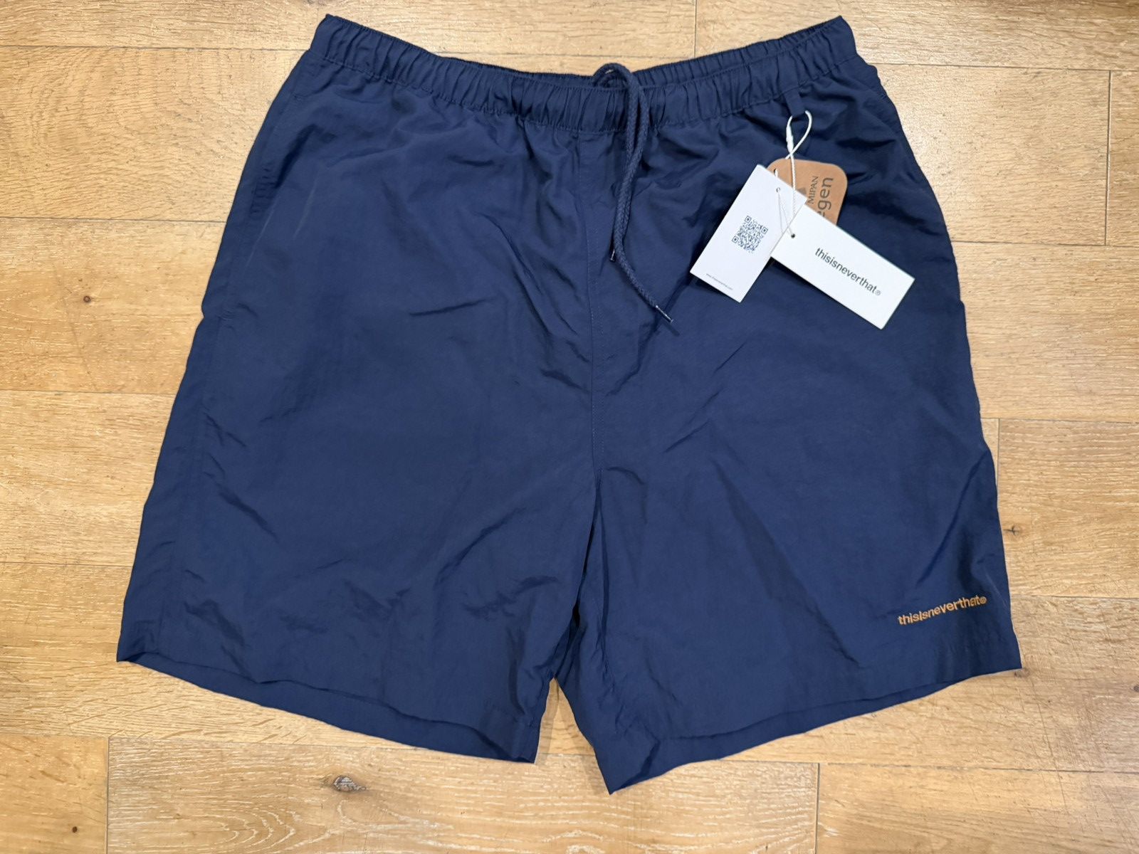 thisisneverthat NWT Thisisneverthat Shorts Jogging Shorts Navy Size Large Size US 34 / EU 50 - 1 Thumbnail