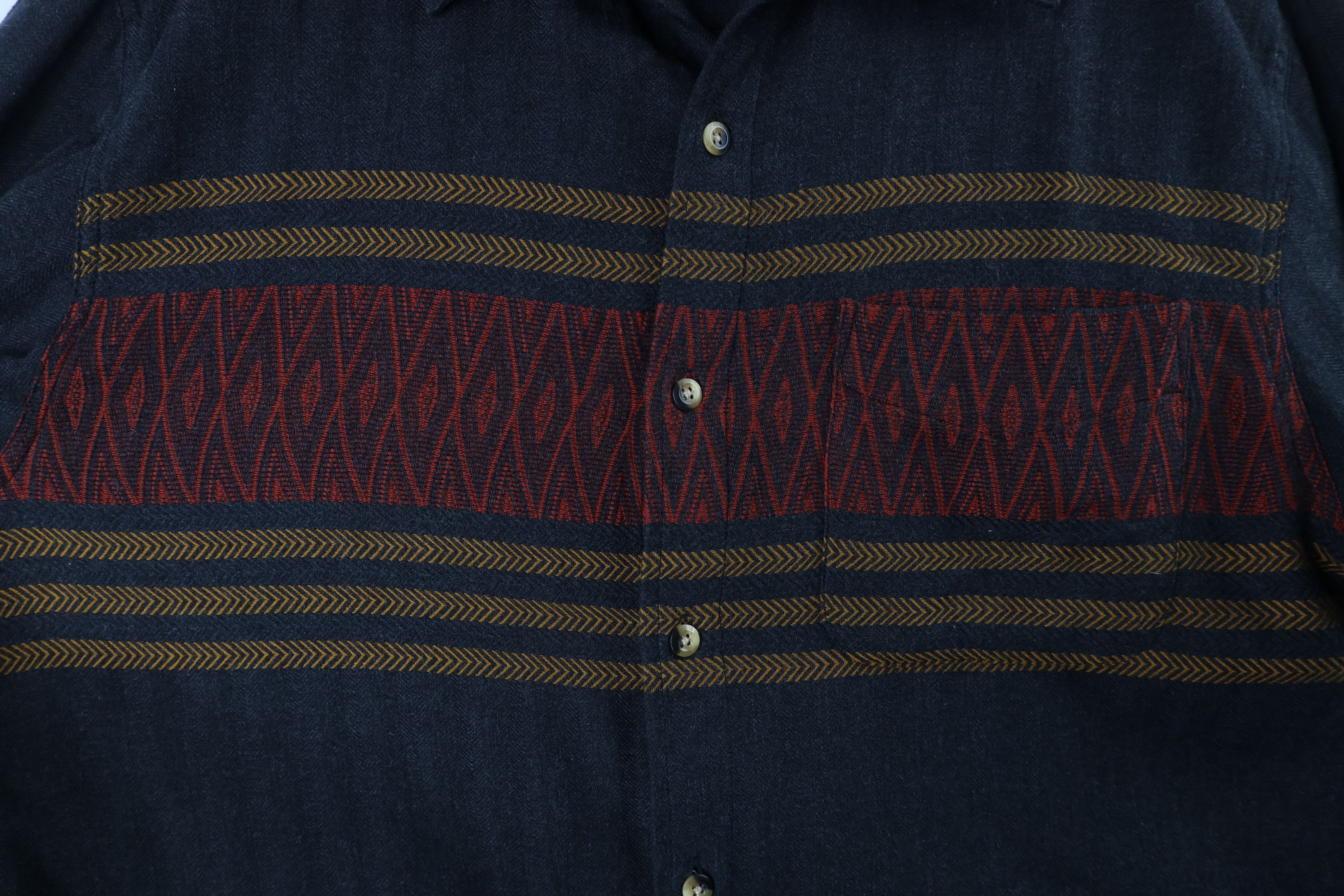 Vintage Vintage 90s Streetwear Southwestern Flannel Button Shirt Size US L / EU 52-54 / 3 - 5 Thumbnail