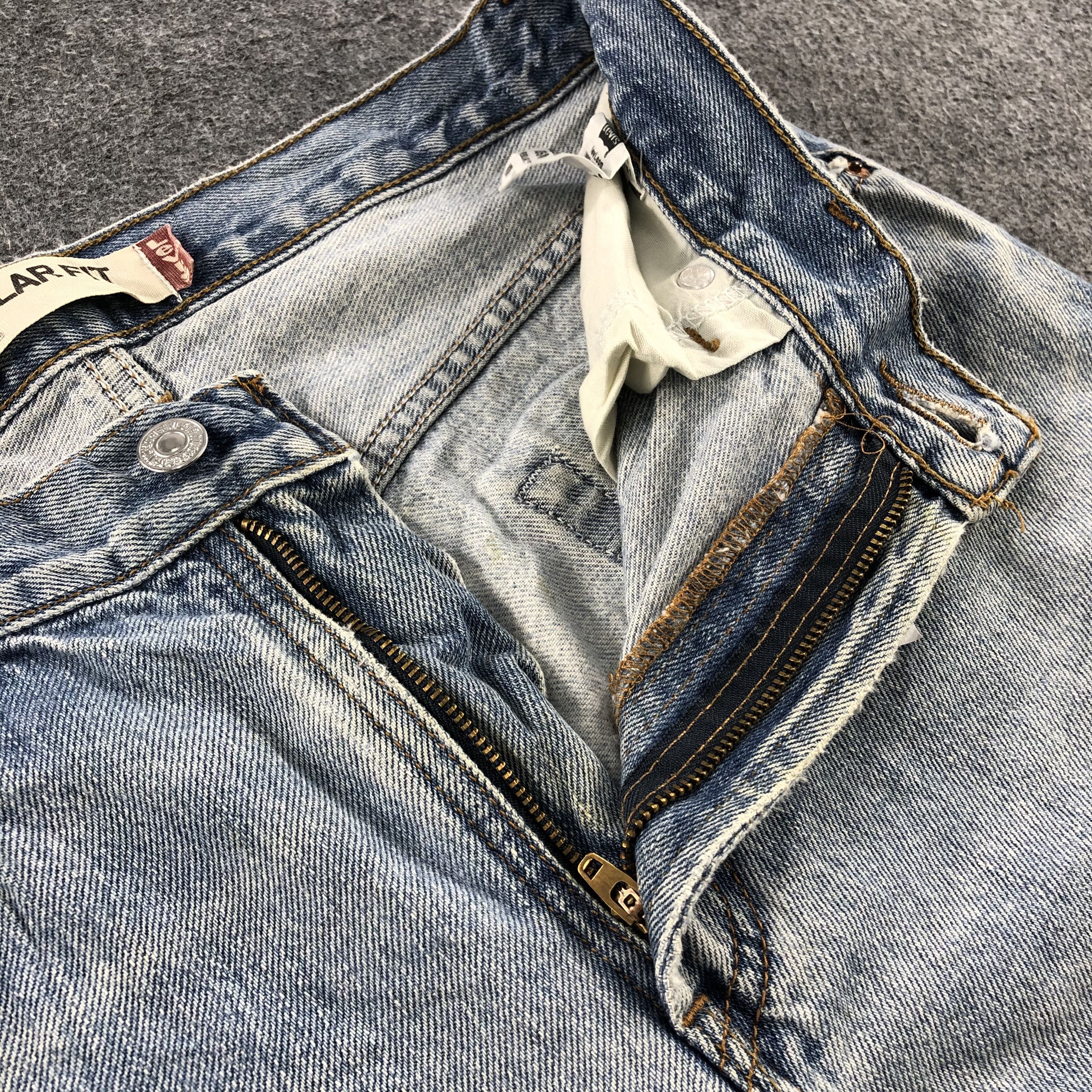 Levi's Light Wash Vintage Levis 505 Jeans-J1156 Size US 30 / EU 46 - 8 Thumbnail