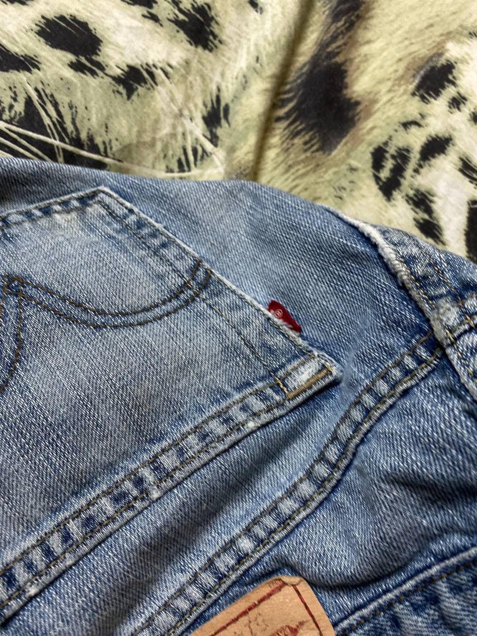 Levi's × Vintage Vintage Levi’s 514 light blue denim jeans Size US 32 / EU 48 - 10 Thumbnail