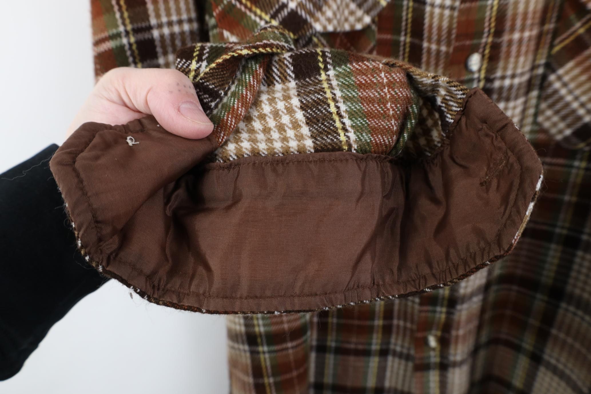 Vintage Vintage 70s 80s Streetwear Tone Knit Collared Button Shirt Size US XL / EU 56 / 4 - 10 Thumbnail