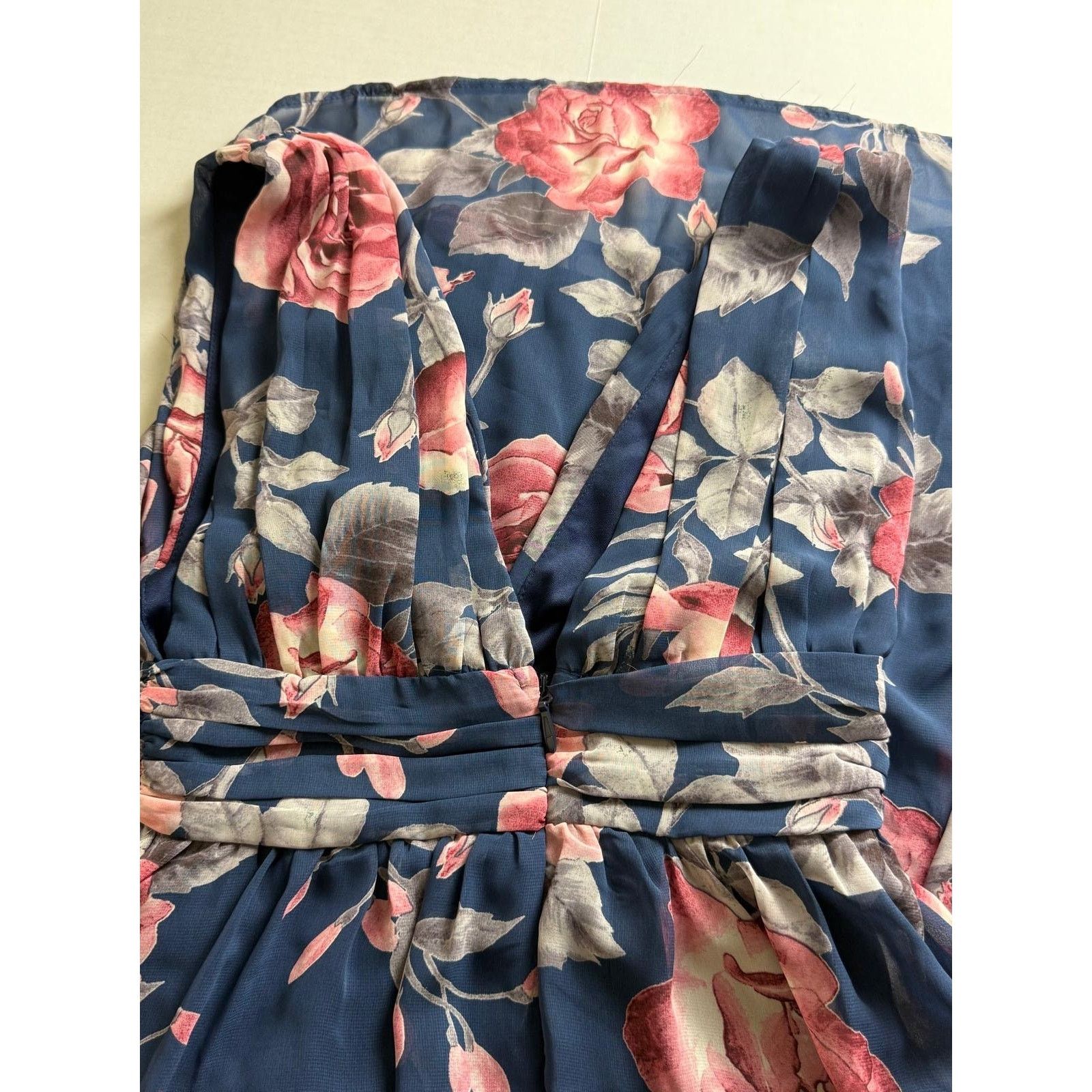Other Lulus Dress - Size Small - Pre-owned, Great Condition Size S / US 4 / IT 40 - 8 Thumbnail