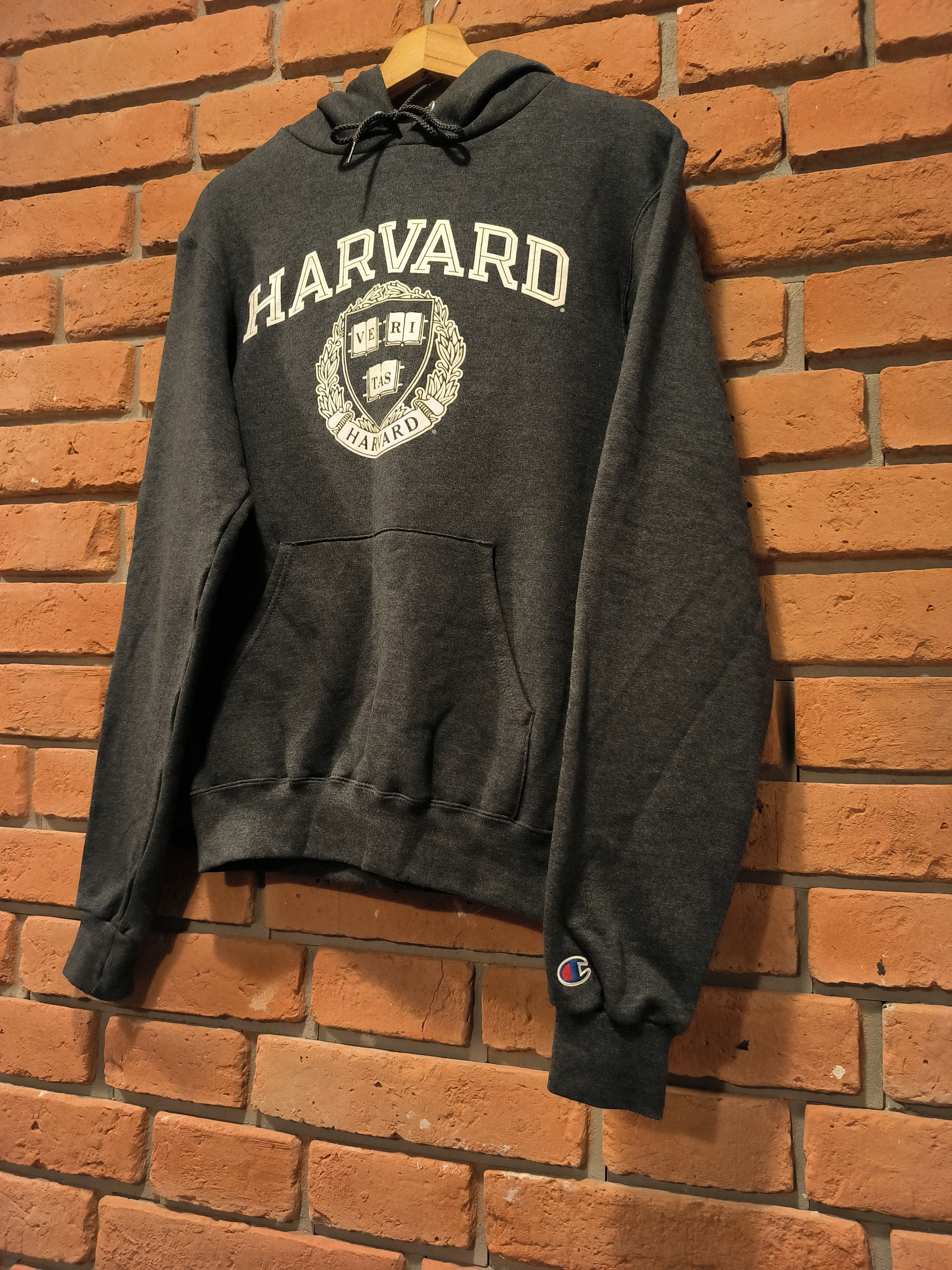 Champion × Vintage Champion Harvard Hoodie University Logo Veritas Size US S / EU 44-46 / 1 - 2 Thumbnail