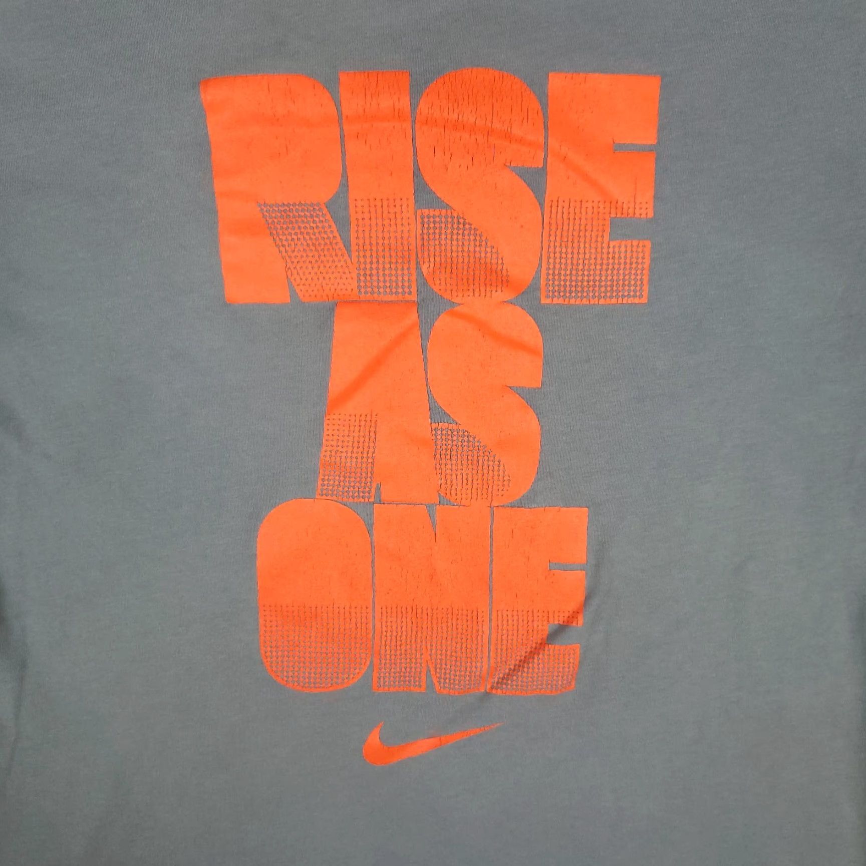 Nike Nike Dri Fit Gray Casual T-Shirt Unisex Adult Medium Short Sleeve Sports Mens Size US M / EU 48-50 / 2 - 3 Thumbnail