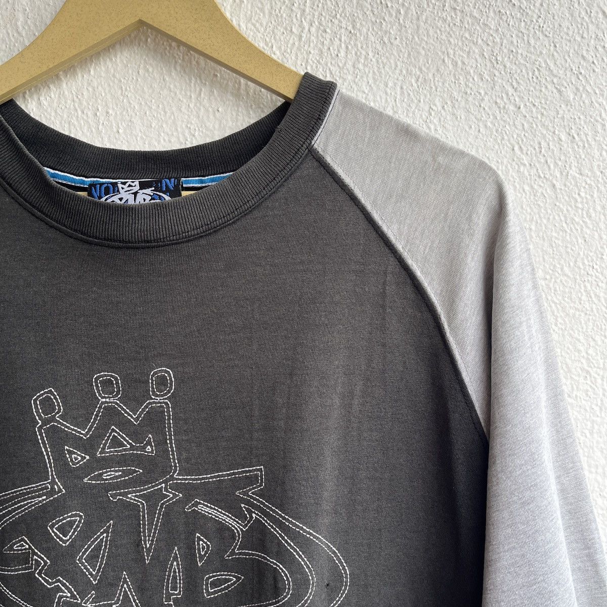 Other FADED GRAY PNB NATION STREETWEAR LOGO TSHIRT Size US L / EU 52-54 / 3 - 6 Thumbnail