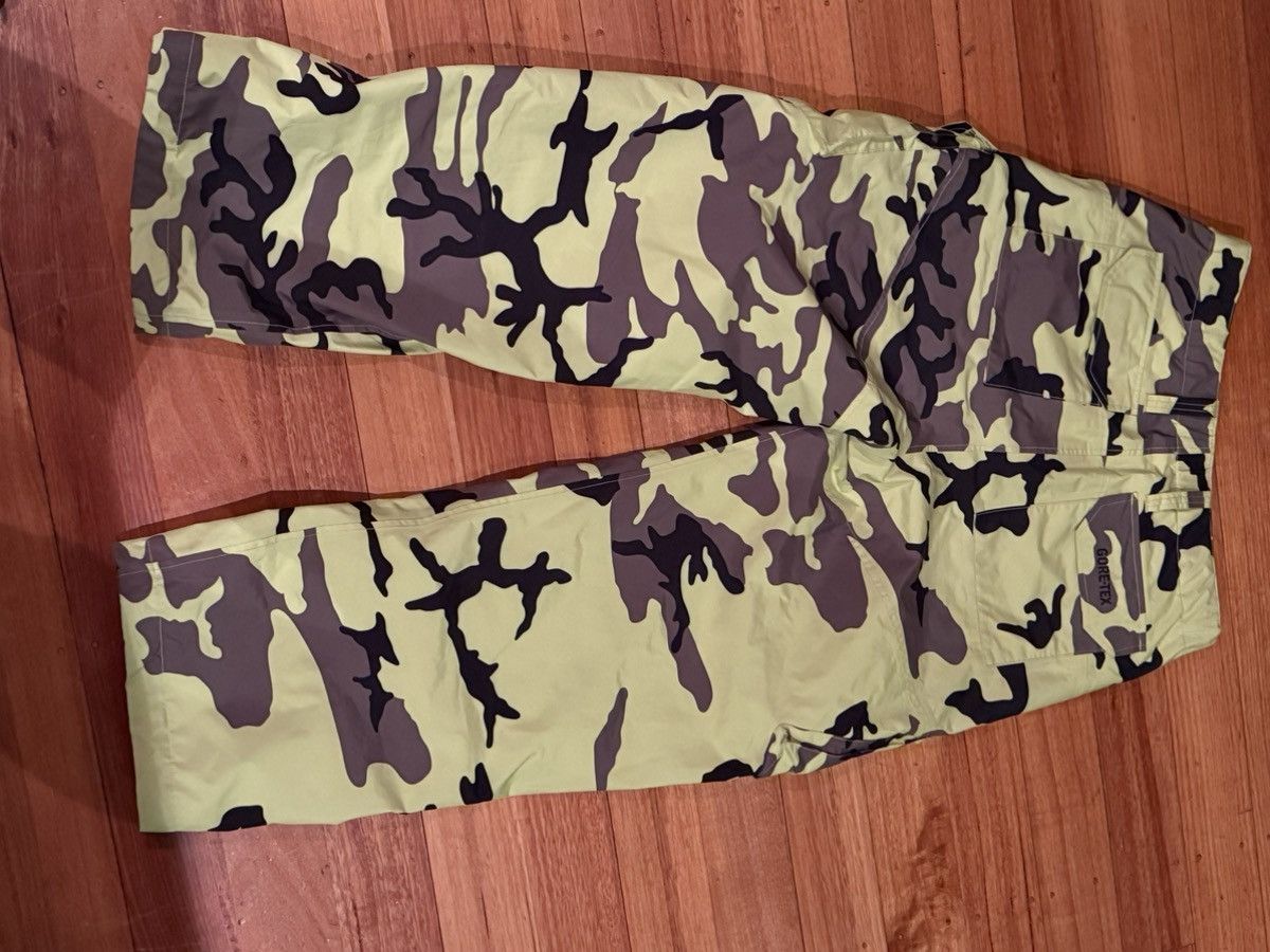 Supreme Supreme GORE-TEX Cargo Pant (SS25) Size US 32 / EU 48 - 4 Thumbnail
