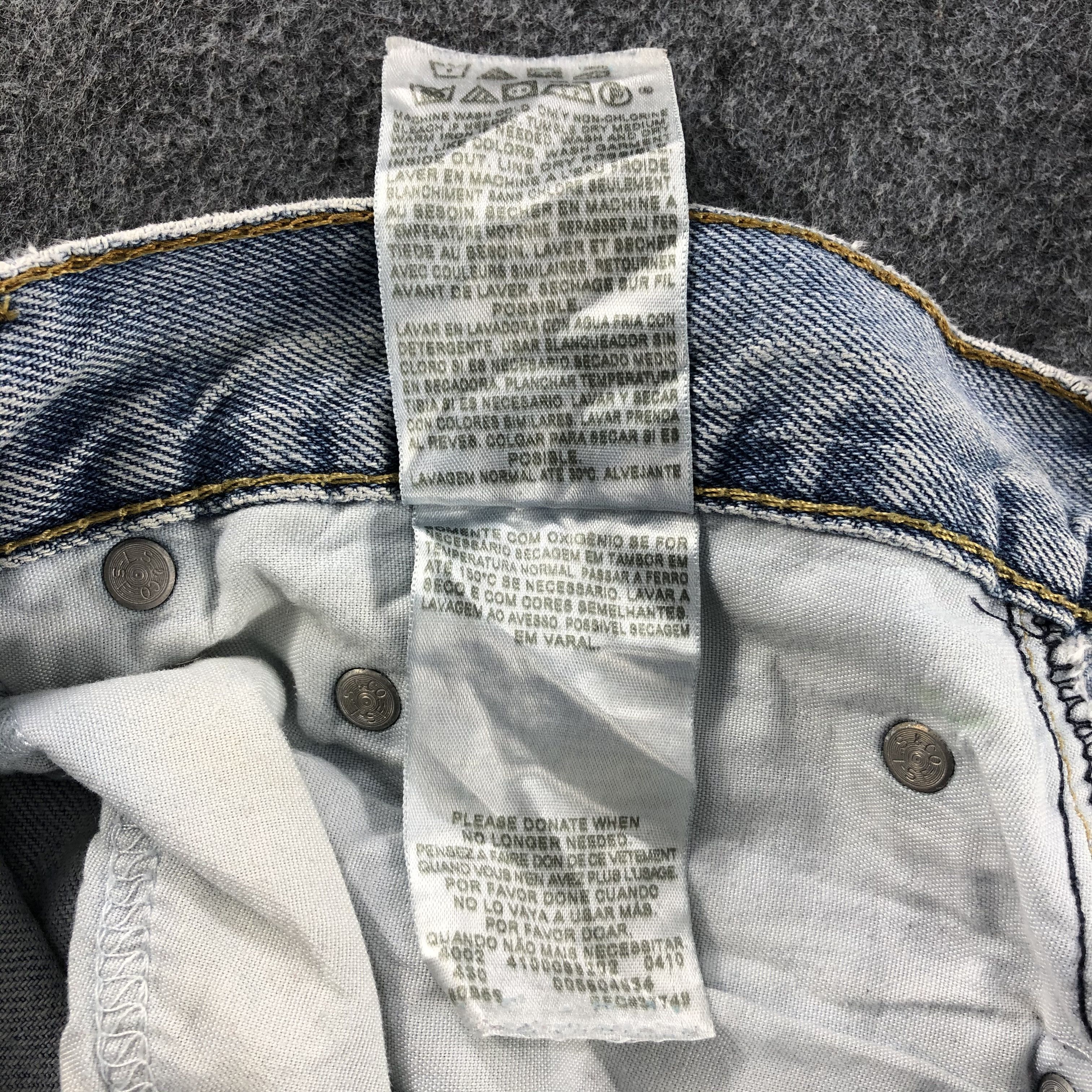 Levi's Vintage 90s Light Wash Levis 560 Jeans-J1194 Size US 42 / EU 58 - 12 Thumbnail