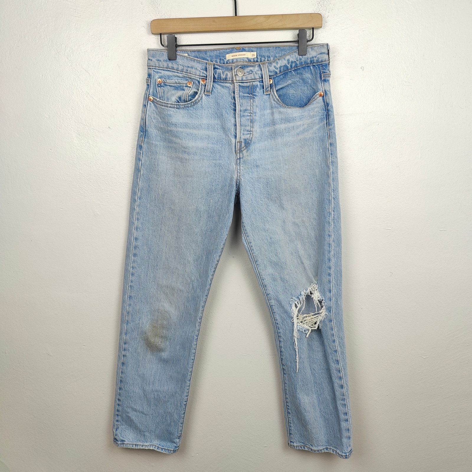 Levi's Levi's Wedgie Straight Jeans Womens 29 Light Wash Button Fly Size 29" - 1 Thumbnail