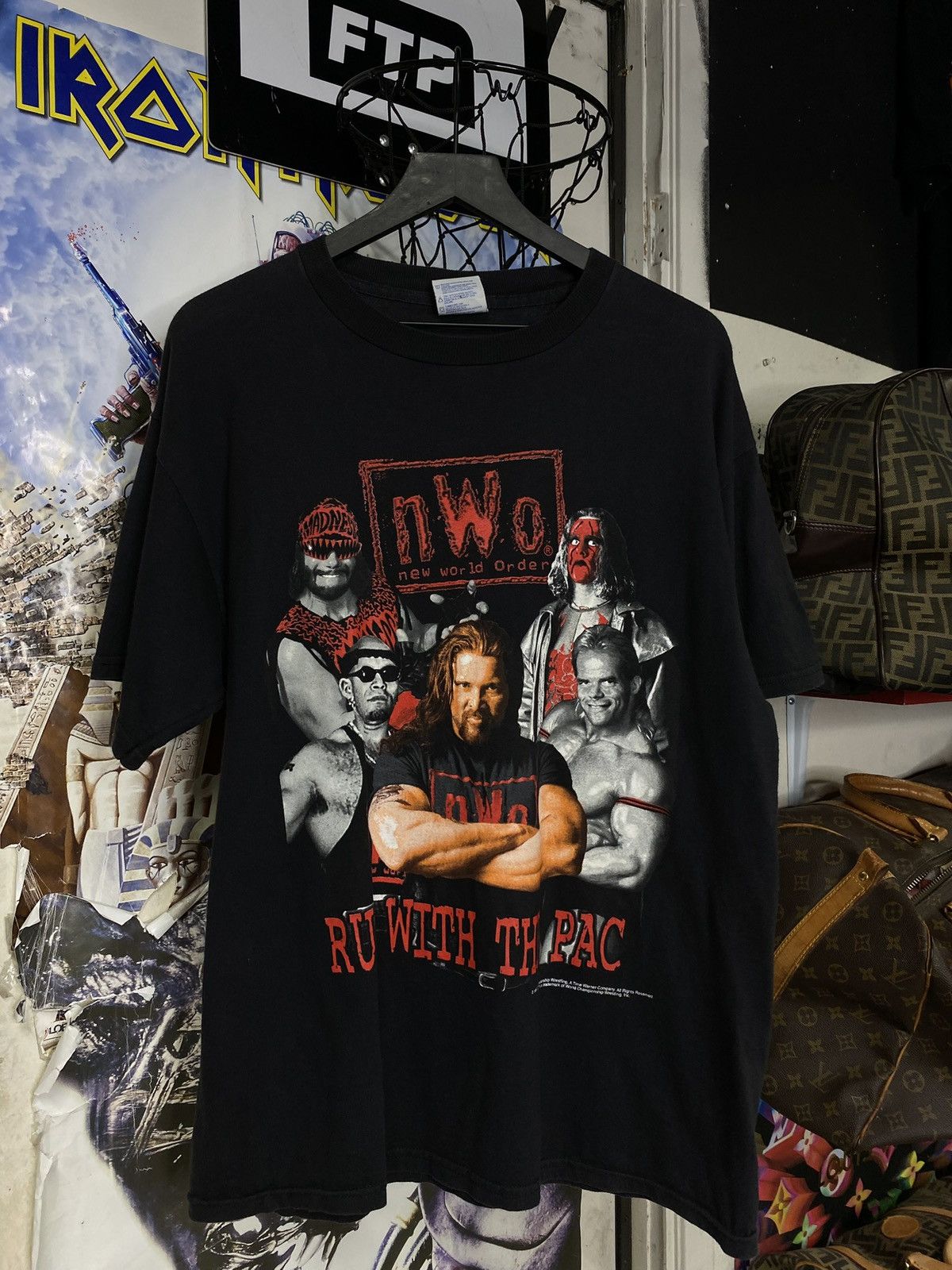 Vintage Vintage 1998 NWO New World Order Wrestling T-Shirt Large Size US L / EU 52-54 / 3 - 7 Thumbnail