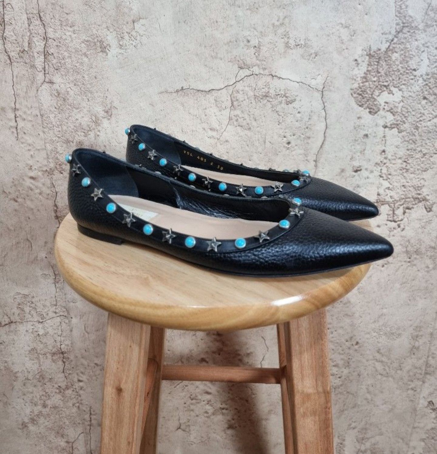 Valentino Valentino Garavani Rockstud Flats Size US 8 / IT 38 - 1 Thumbnail