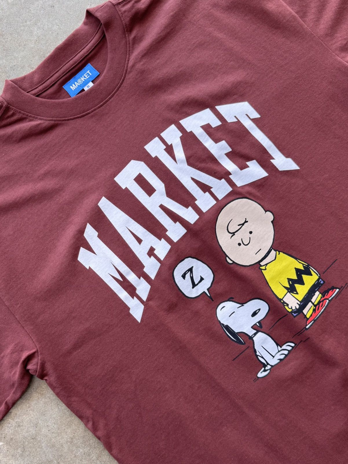 Market Market Peanuts Arc Tee XL Size US XL / EU 56 / 4 - 1 Thumbnail