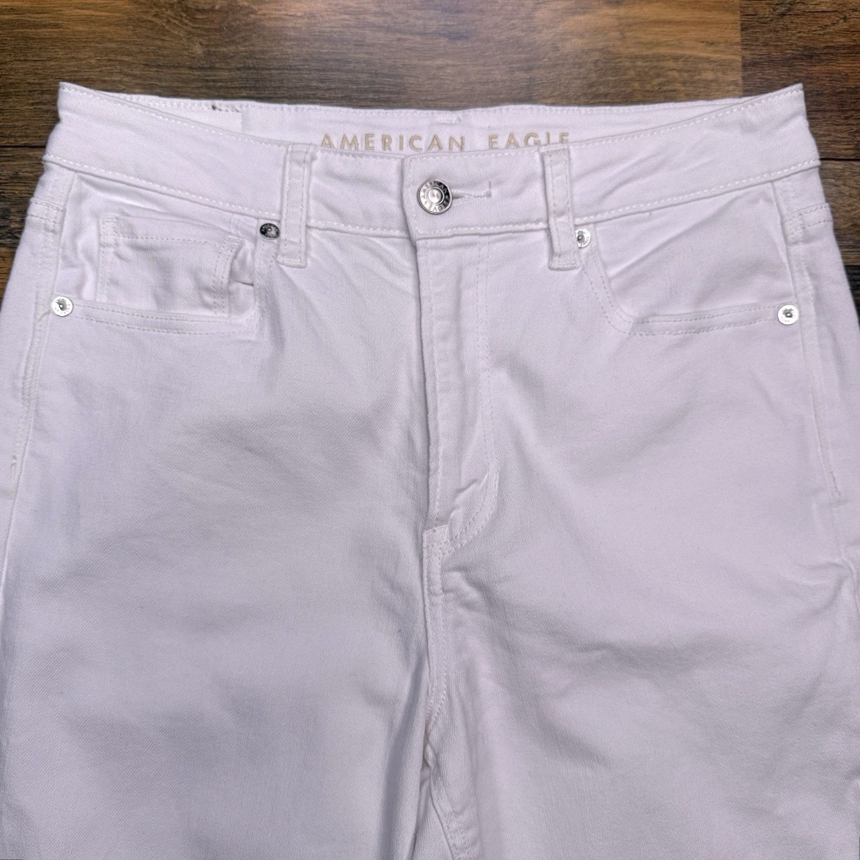 American Eagle Outfitters American Eagle Outfitters Mom Jeans Womens 4 Regular White High Rise Stretch Denim Jeans Regular White High Rise 4 Womens Size 27" / US 4 / IT 40 - 3 Thumbnail