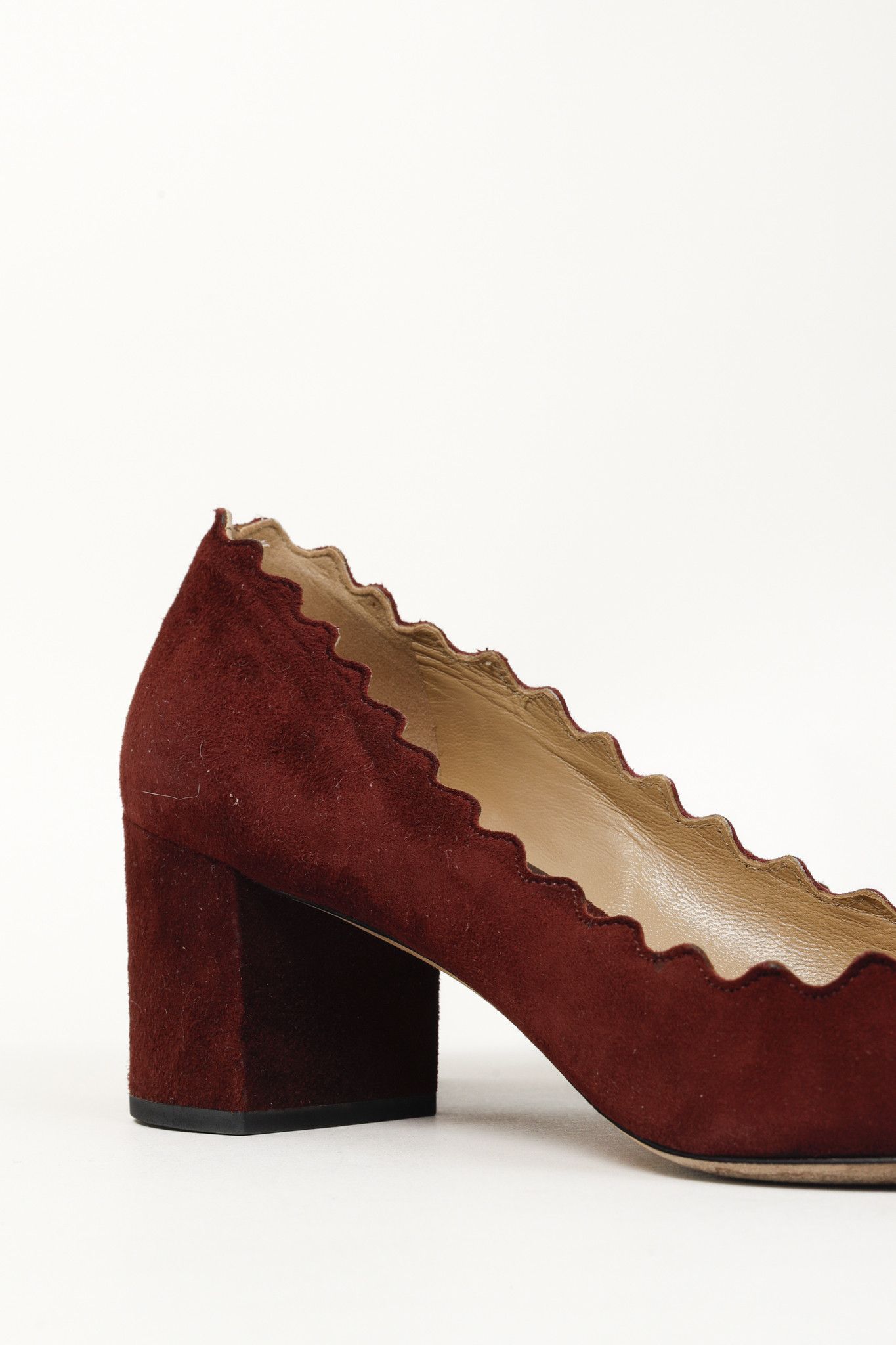 Chloe Chloe CH26230 Lauren Bordeaux Scallop Edge Pumps Size US 7 / IT 37 - 7 Thumbnail