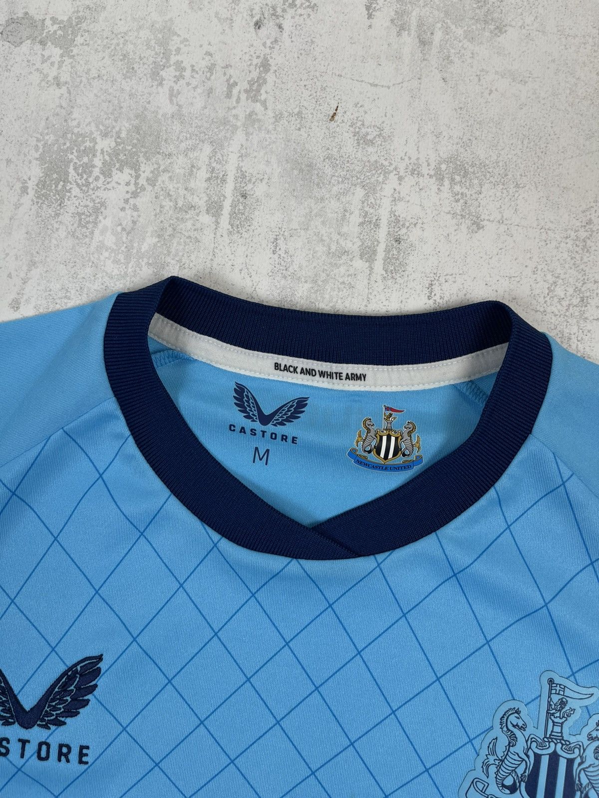 Castore 21/22 Newcastle United Castore Pro Tech Training Jersey Size US M / EU 48-50 / 2 - 5 Thumbnail