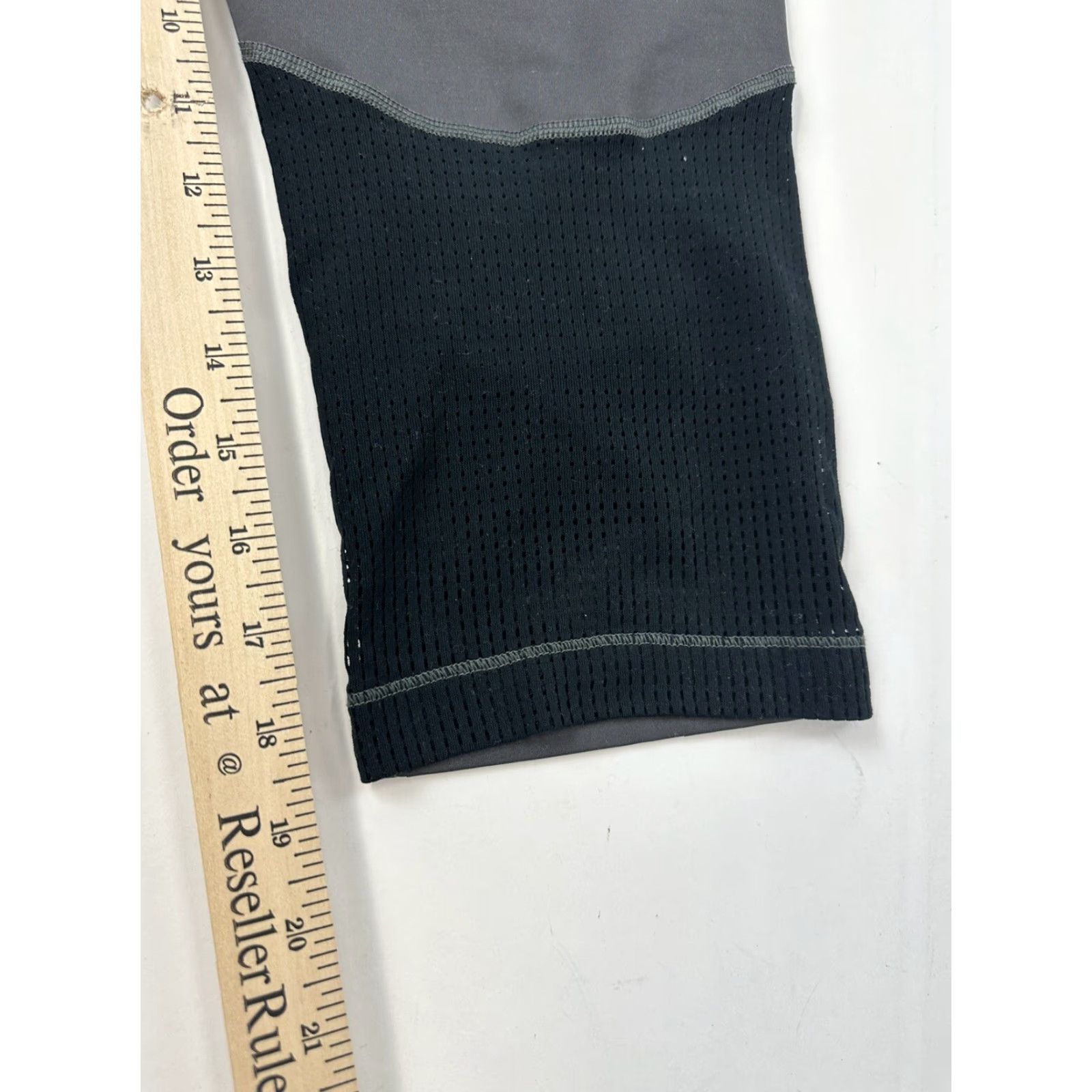 Nike Nike Pro Leggings Women M Capri Black Gray Yoga Running Gym & Training Size 32" / US 10 / IT 46 - 8 Thumbnail