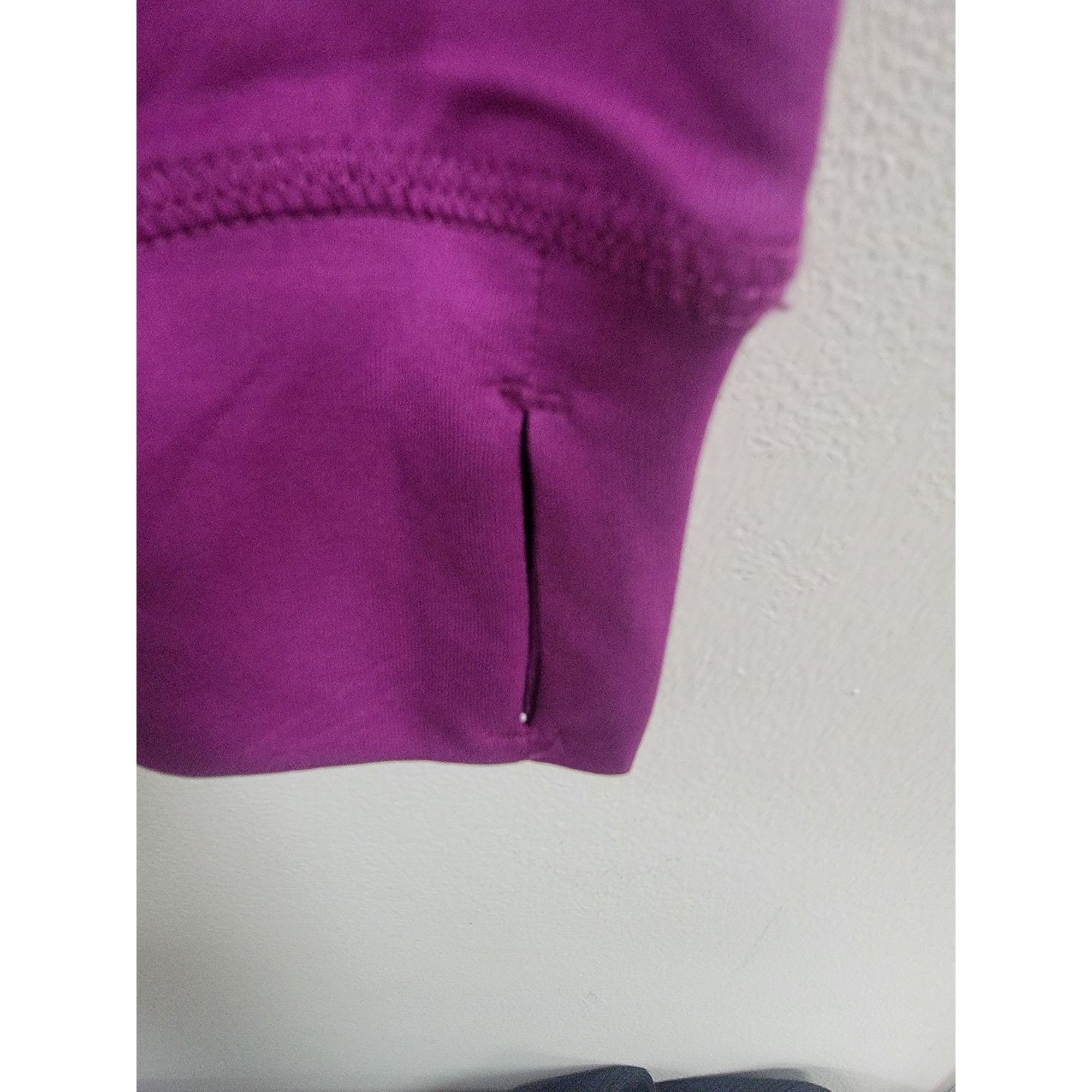 Other Target Womens Duo Dry+ Reflective Activewear Top Breathable Size L / US 10 / IT 46 - 4 Thumbnail