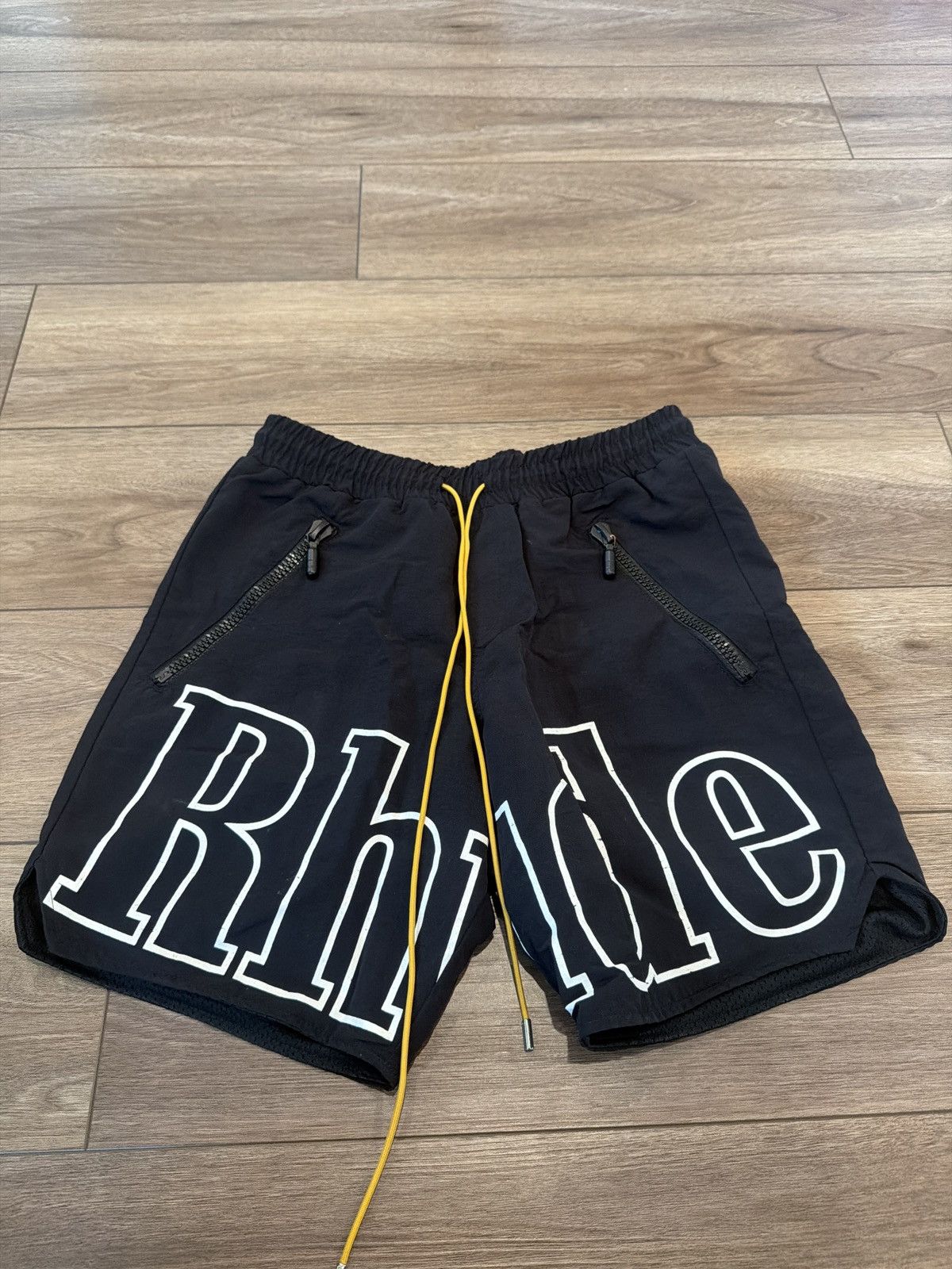 Rhude Rhude logo shorts Size US 29 - 2 Thumbnail
