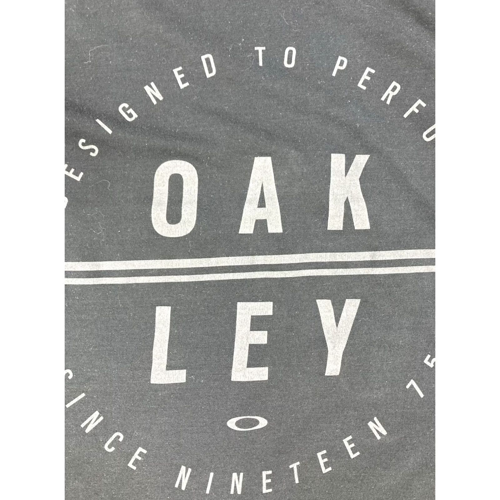 Oakley Oakley Logo Graphic T-shirt Men XL Black Short Sleeve Shirt Clothing T-Shirt Logo All Seasons Size US XL / EU 56 / 4 - 2 Thumbnail