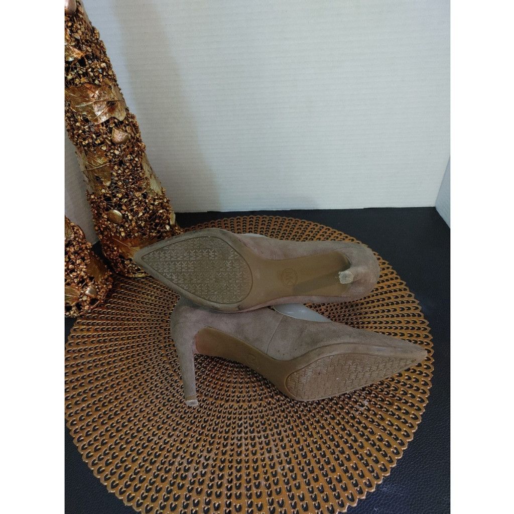 Michael Kors Michael Kors suede heels size 7M Size US 7 / IT 37 - 5 Thumbnail