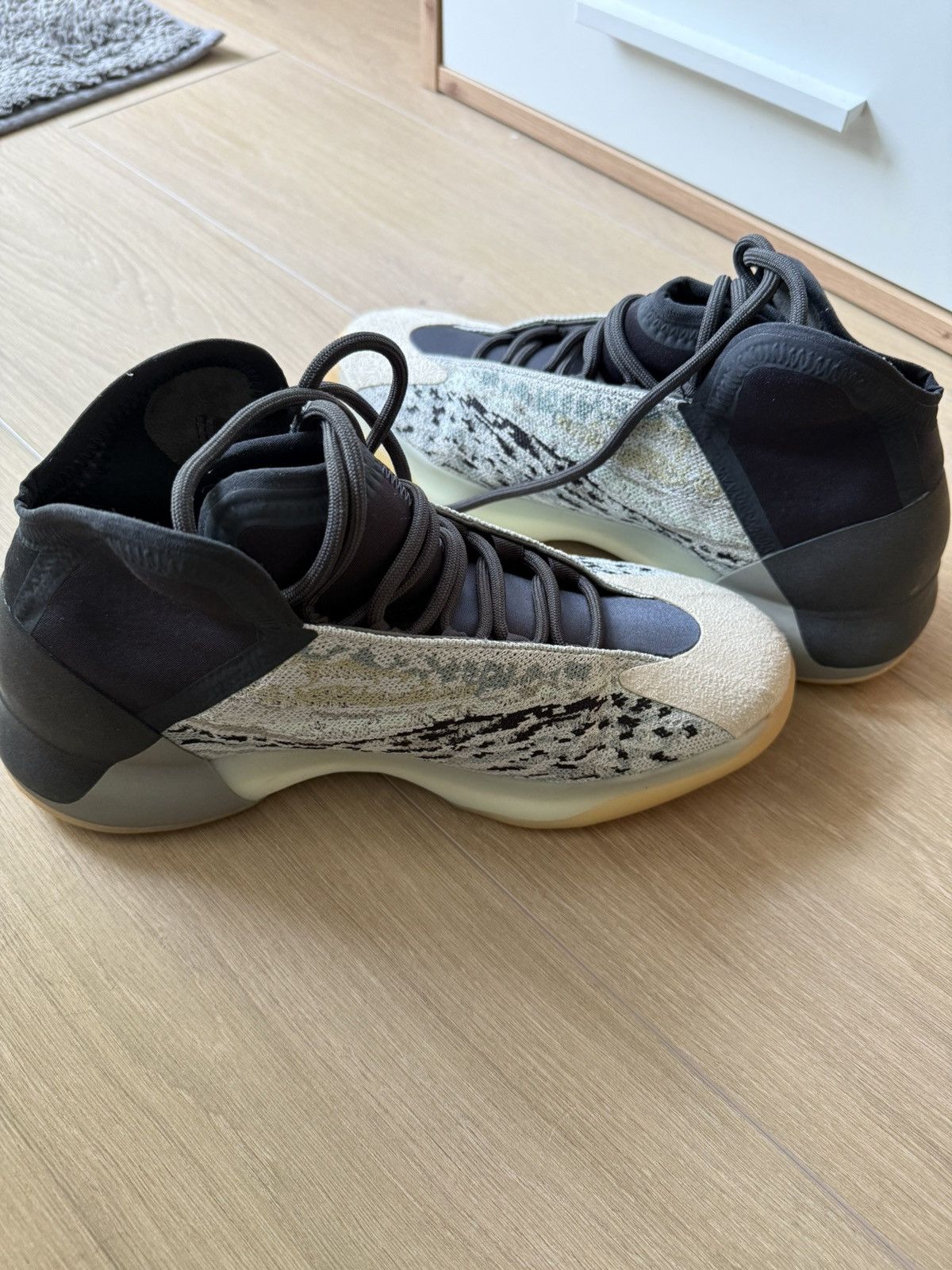 Yeezy Yeezy QNTM Sea Teal Size US 9 / EU 42 - 4 Thumbnail