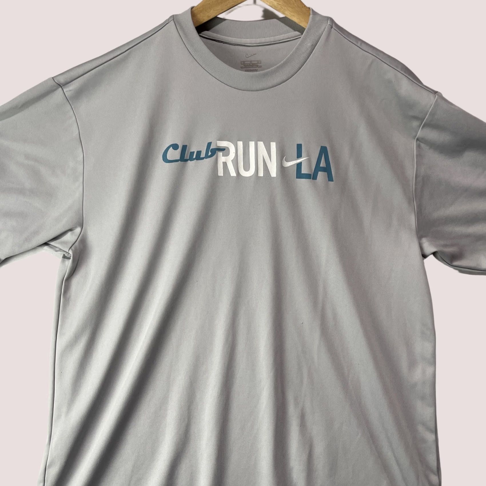 Nike Nike Dri-Fit Shirt Mens Medium Gray Los Angeles Running Jogging Club Adult Size US M / EU 48-50 / 2 - 1 Thumbnail