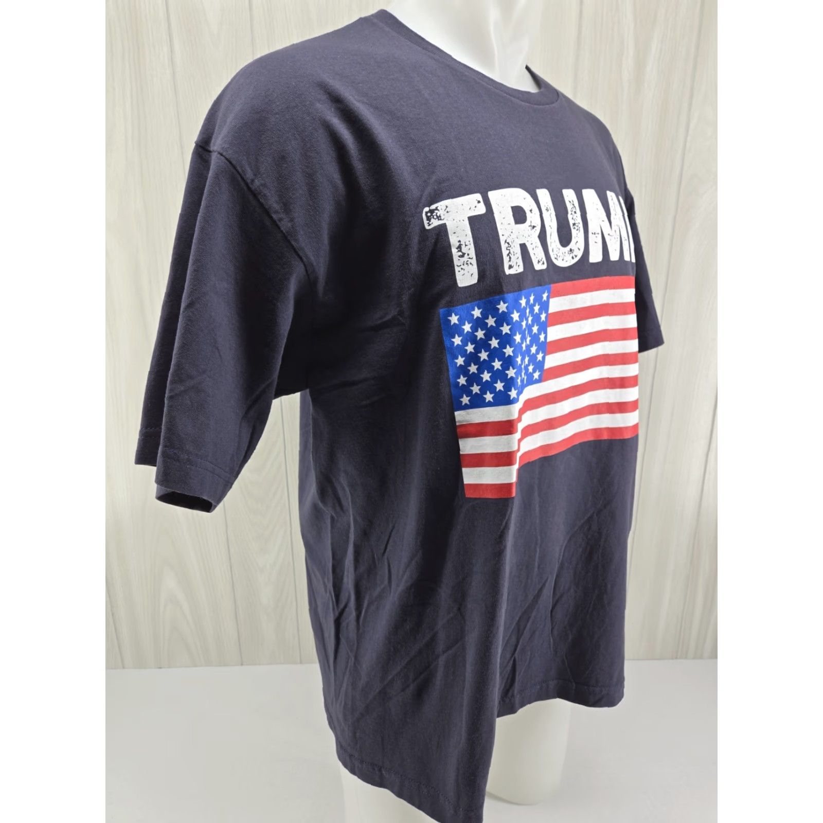 Vintage Bayside Trump Flag Shirt XL Navy USA Patriotic Graphic Tee Mens Size US XL / EU 56 / 4 - 6 Thumbnail