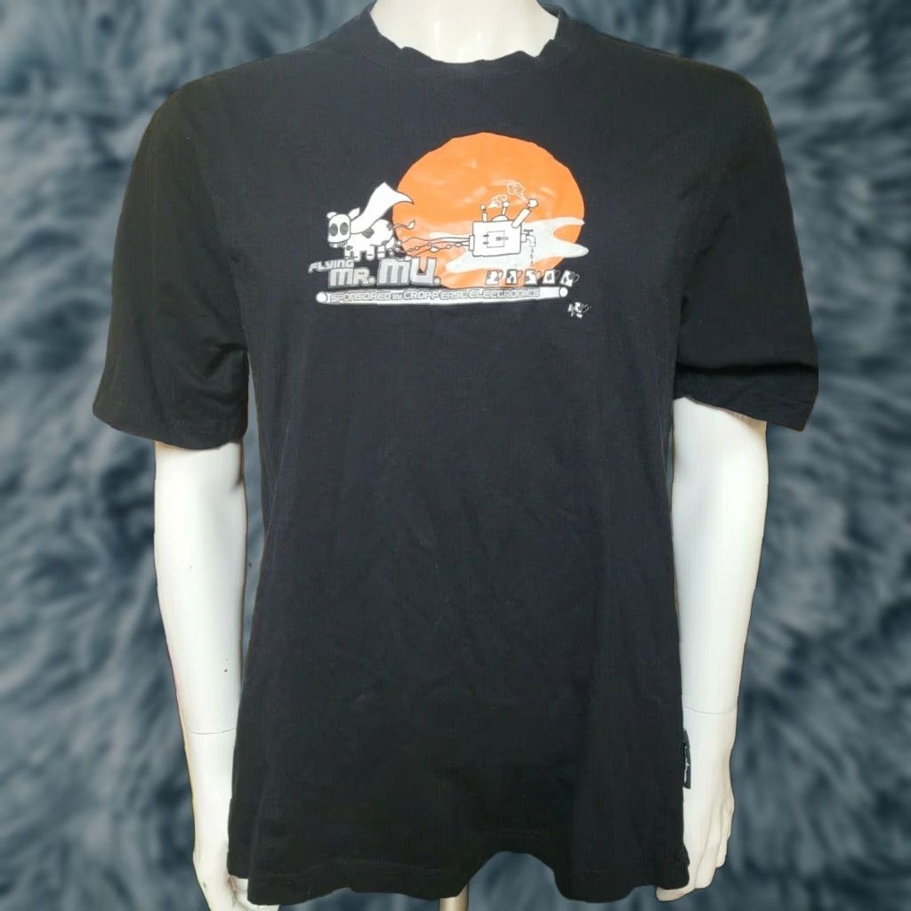 Vintage Cropp Flying Mr. MU T Shirt Black XL Men Graphic Tee Skateboarding 00s Cropp 100% Cotton Regular Short Sleeve Vintage? Size US XL / EU 56 / 4 - 1 Thumbnail