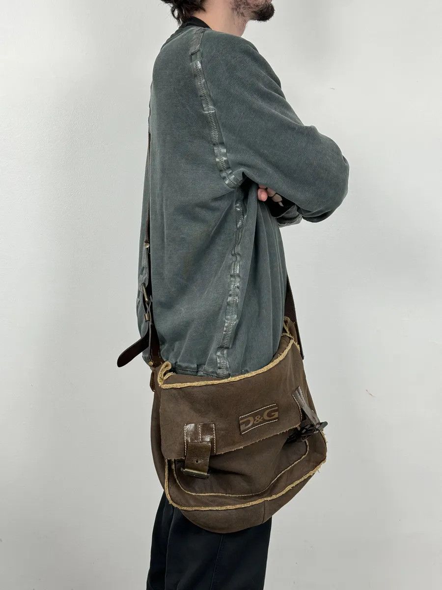 Dolce & Gabbana 2000s Dolce & Gabbana Brown Shearling Leather Shoulder Bag Size ONE SIZE - 3 Thumbnail