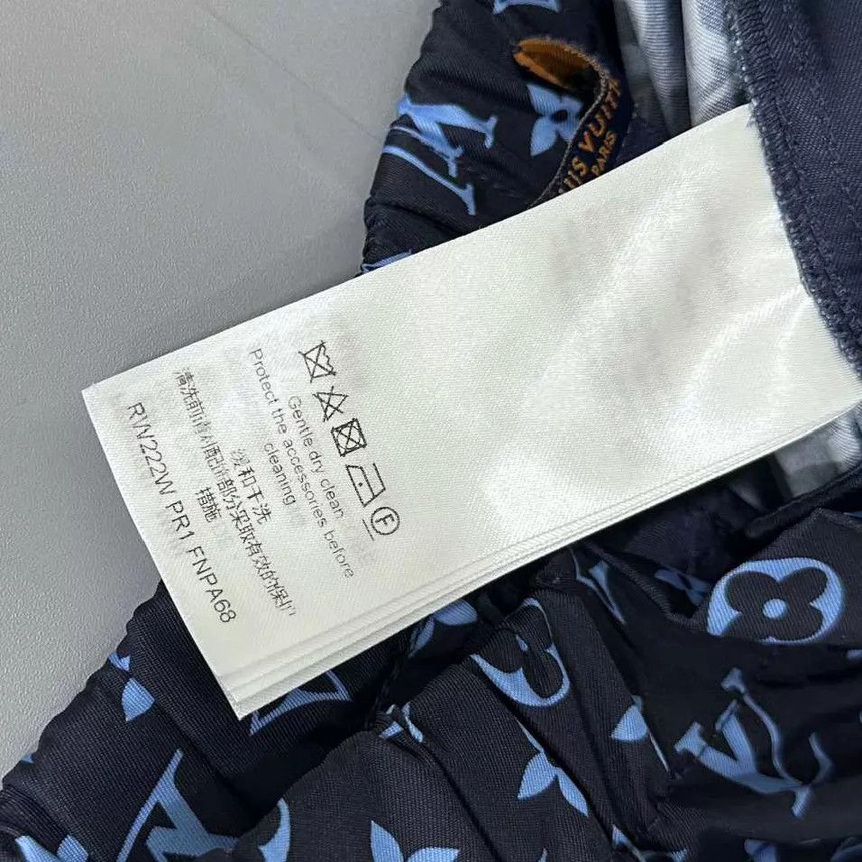 Louis Vuitton LV All Over Monogram Pants Size 38 Size 27" / US 4 / IT 40 - 4 Thumbnail