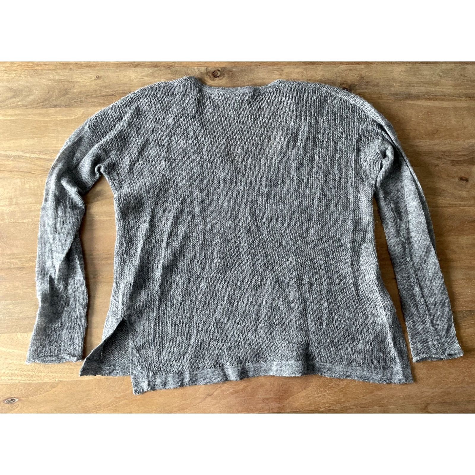 Helmut Lang HELMUT LANG Gray Alpaca Long Sleeve Blouse Womens Medium Plunge V Neck Top Knit Loose Size M / US 6-8 / IT 42-44 - 2 Thumbnail