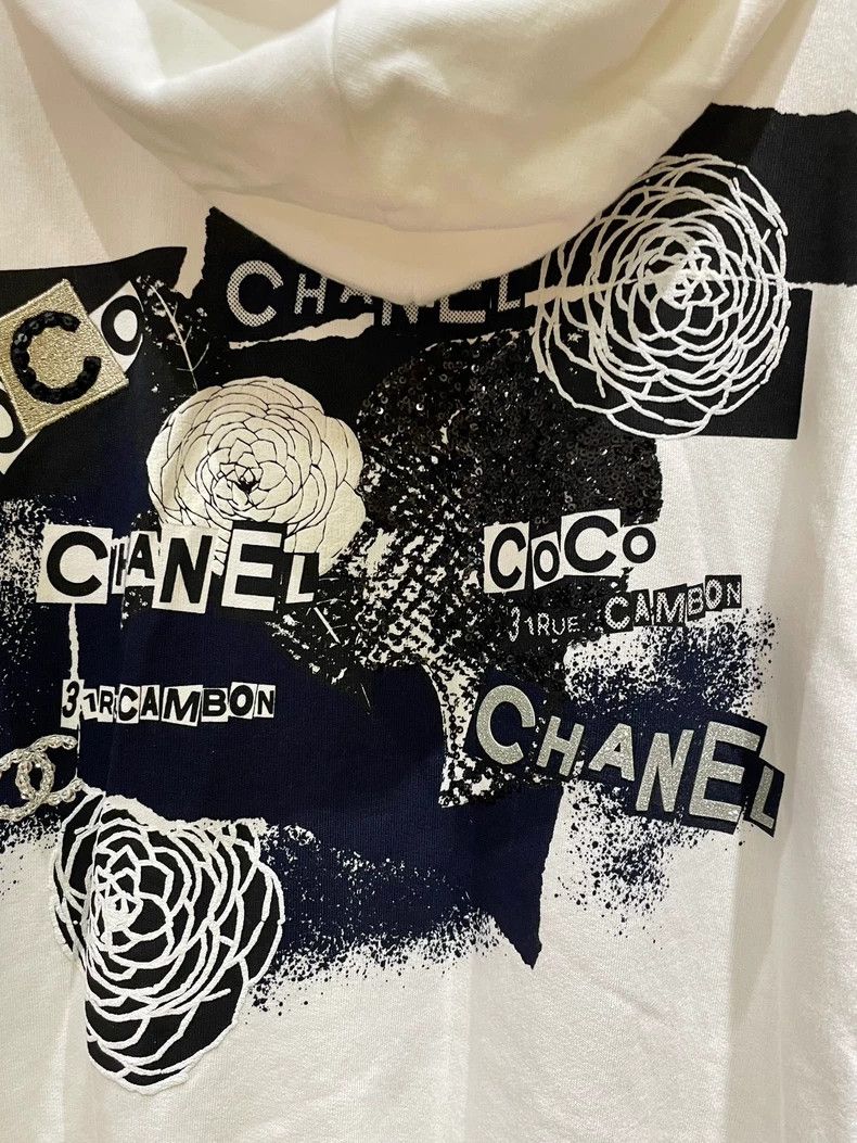 Chanel Chanel 20P Camellia Logo Graffiti Hooded Jacket Size US L / EU 52-54 / 3 - 5 Thumbnail