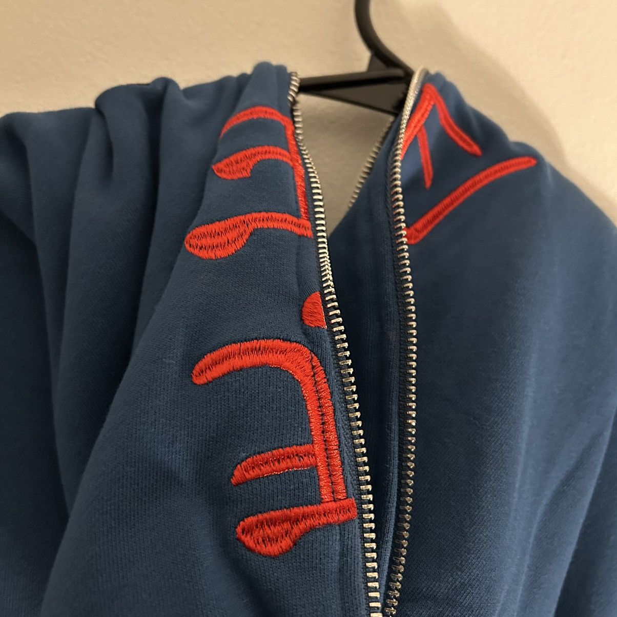 Anime Vees Clothing - SS Smile Shinra (Fire Force) Full Zip Up Size US L / EU 52-54 / 3 - 5 Thumbnail