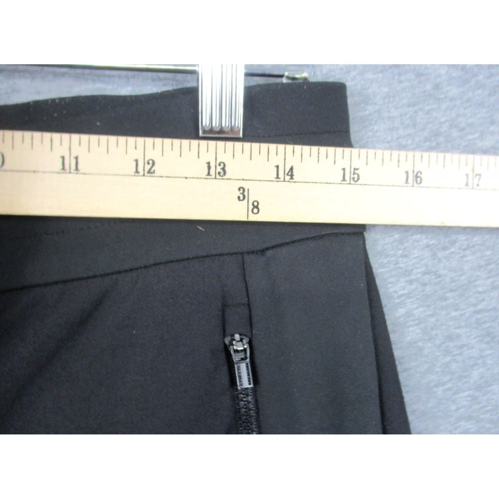Athleta Athleta Trek Jogger Pants Women 6 Black Zip Pockets Running Athletic Size 30" / US 8 / IT 44 - 3 Thumbnail